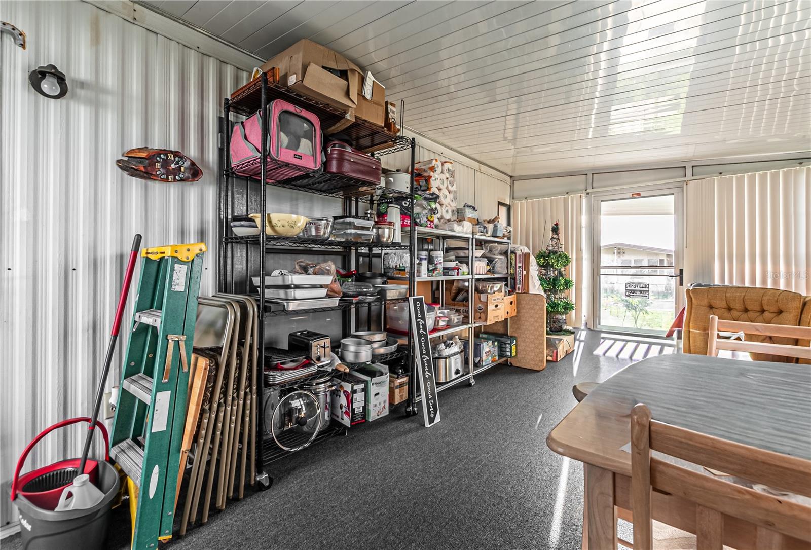 5402 MOHAWK ST — photo 24
