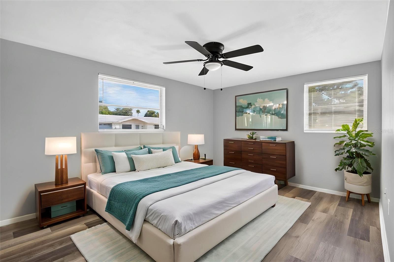 7804 HAWTHORN DR — photo 17