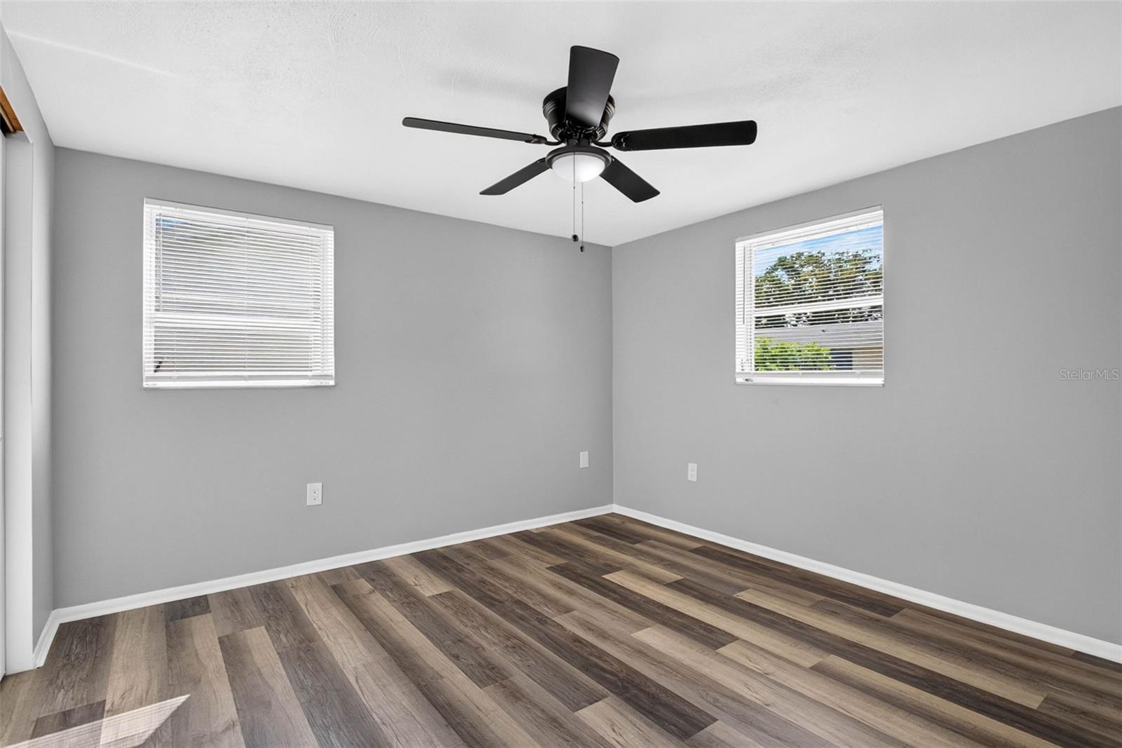 7804 HAWTHORN DR — photo 13