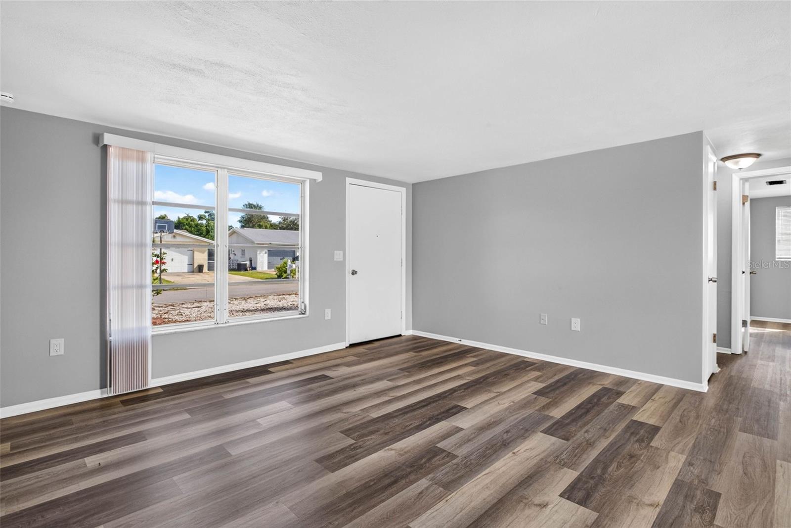 7804 HAWTHORN DR — photo 5