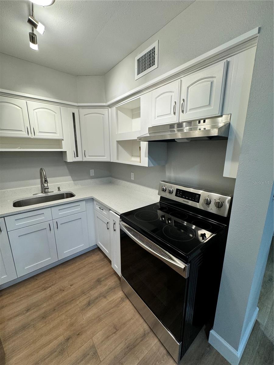 3314 W TAMPA BAY BLVD #A — photo 3