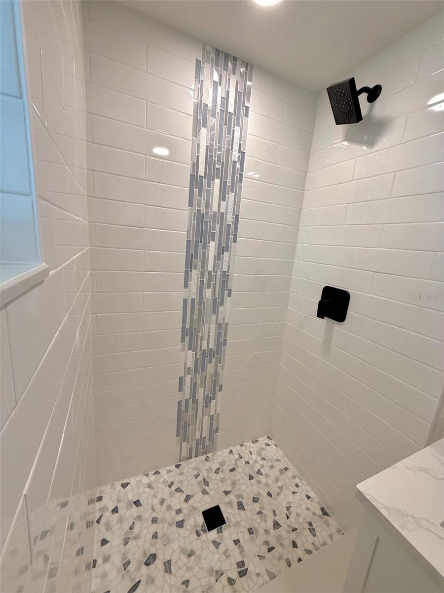 4142 WOODFIELD AVE — photo 26