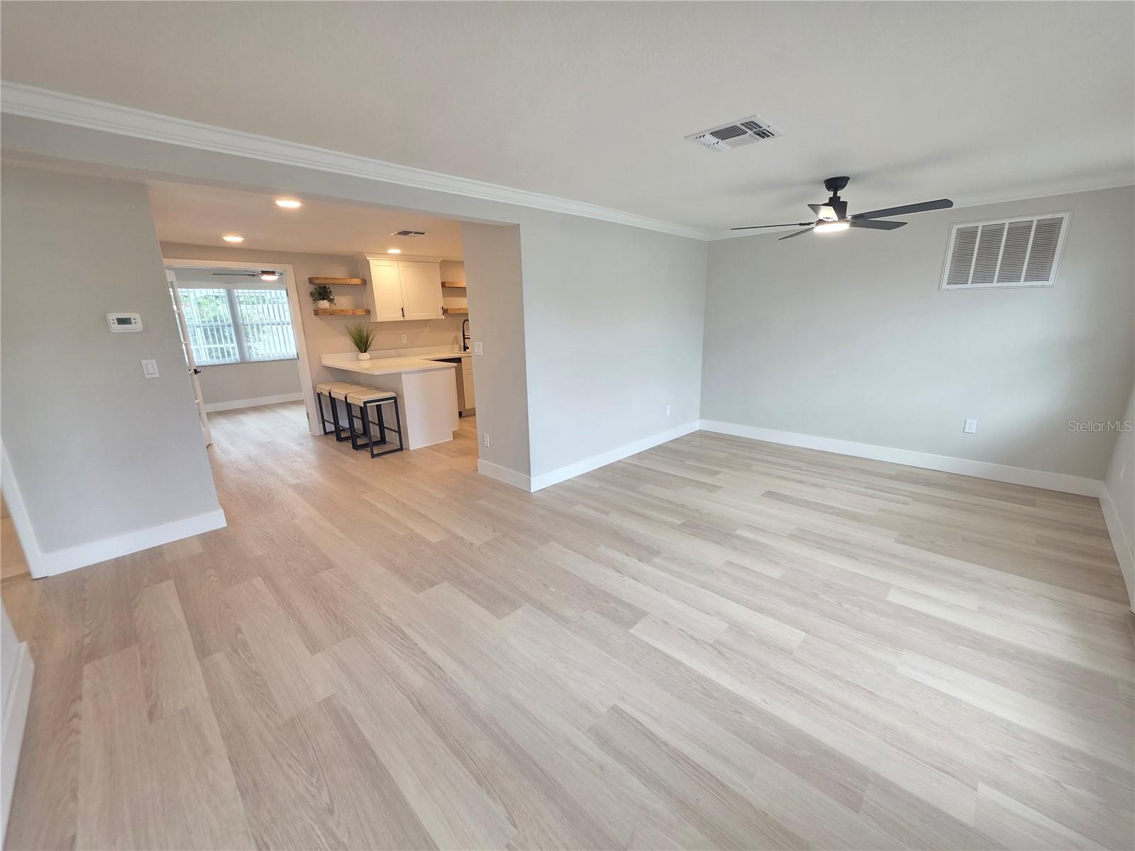 4142 WOODFIELD AVE — photo 21