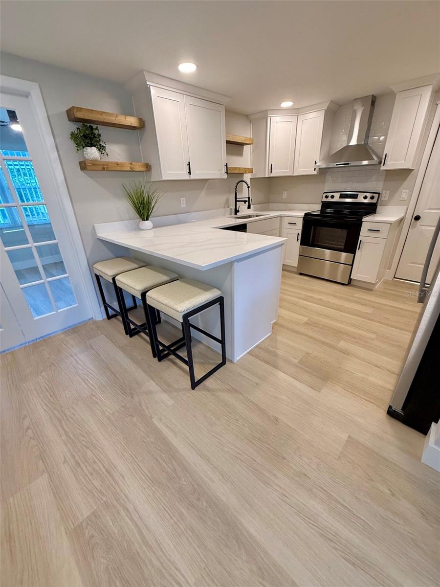 4142 WOODFIELD AVE — photo 14