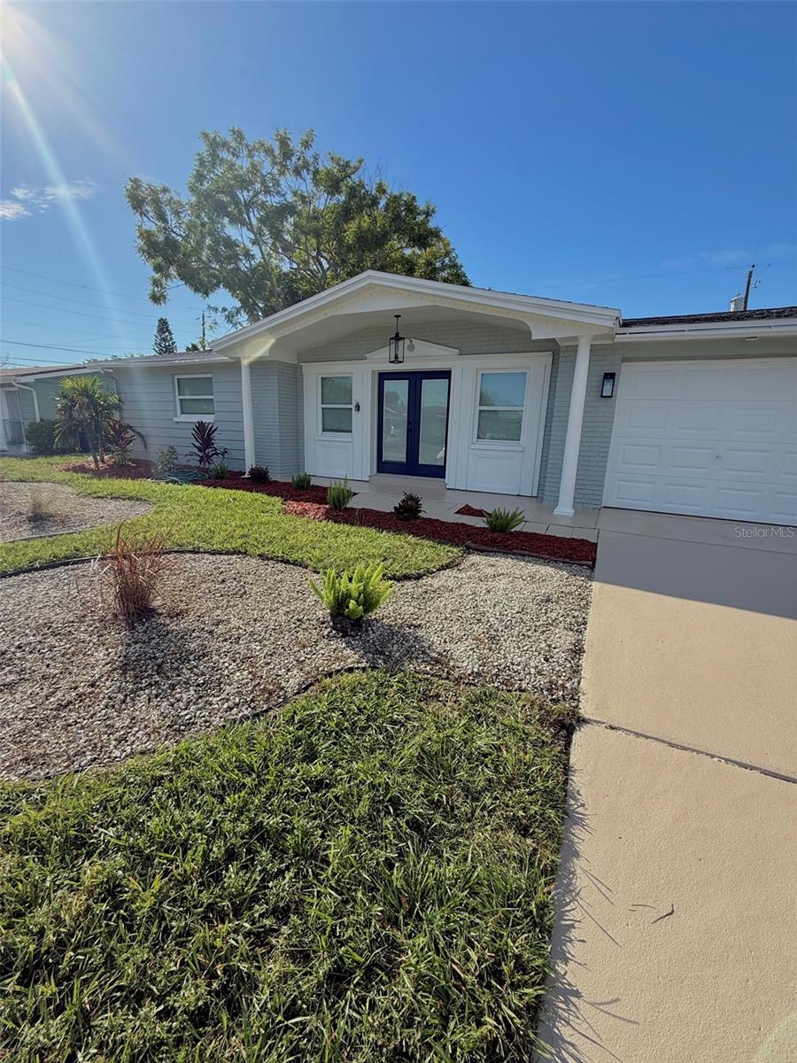 4142 WOODFIELD AVE — photo 3