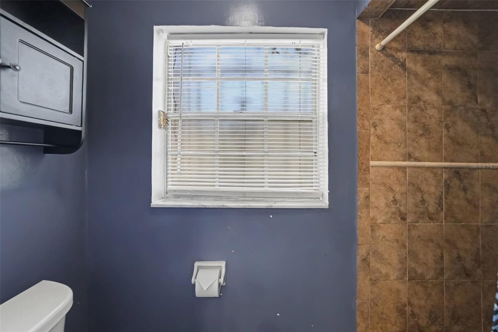 7145 WRENWOOD CIR — photo 16