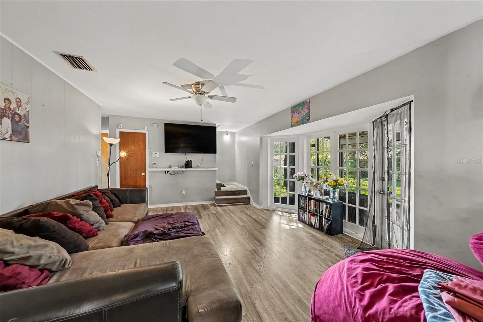 7145 WRENWOOD CIR — photo 12