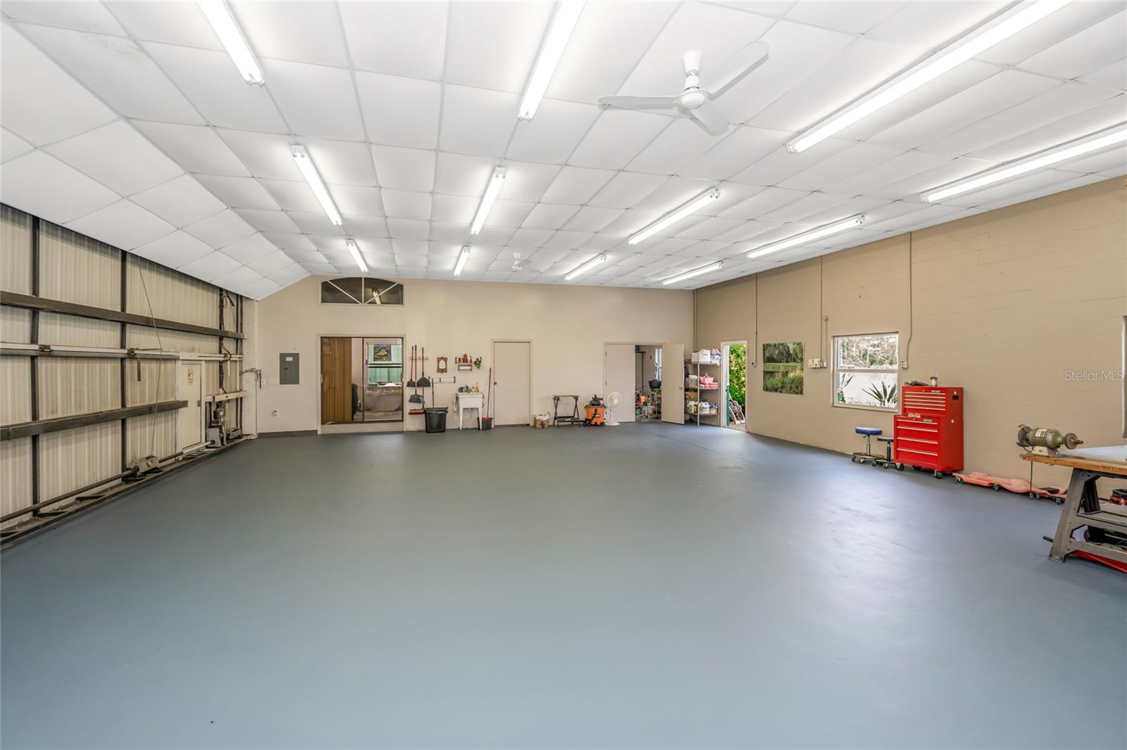 11610 PILOT COUNTRY DR — photo 15