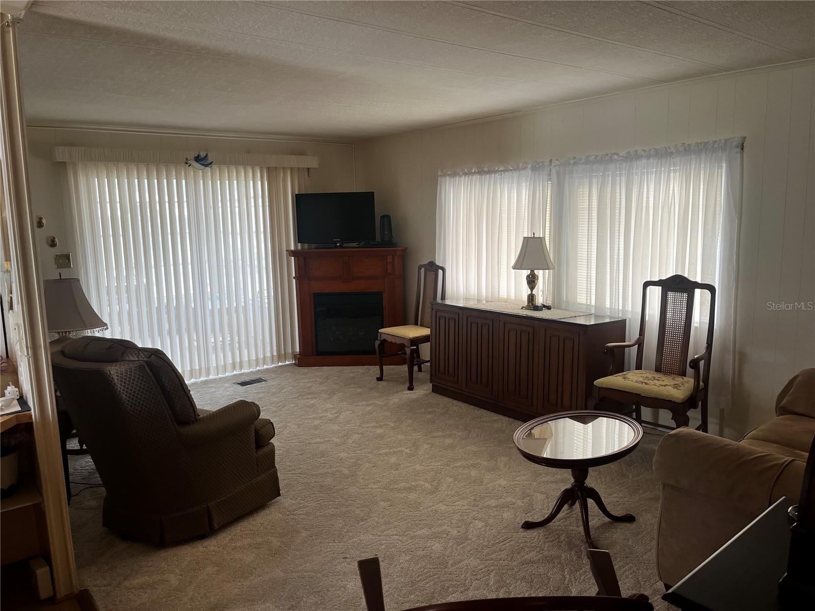 192 PHILADELPHIA BLVD #9 — photo 4