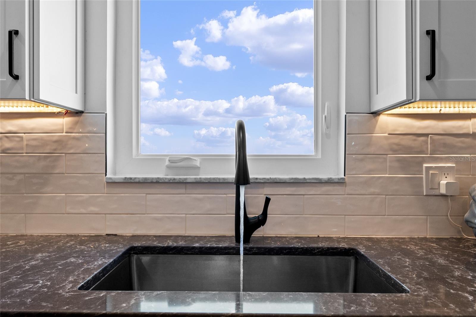 622 EDGEWATER DR #721 — photo 10