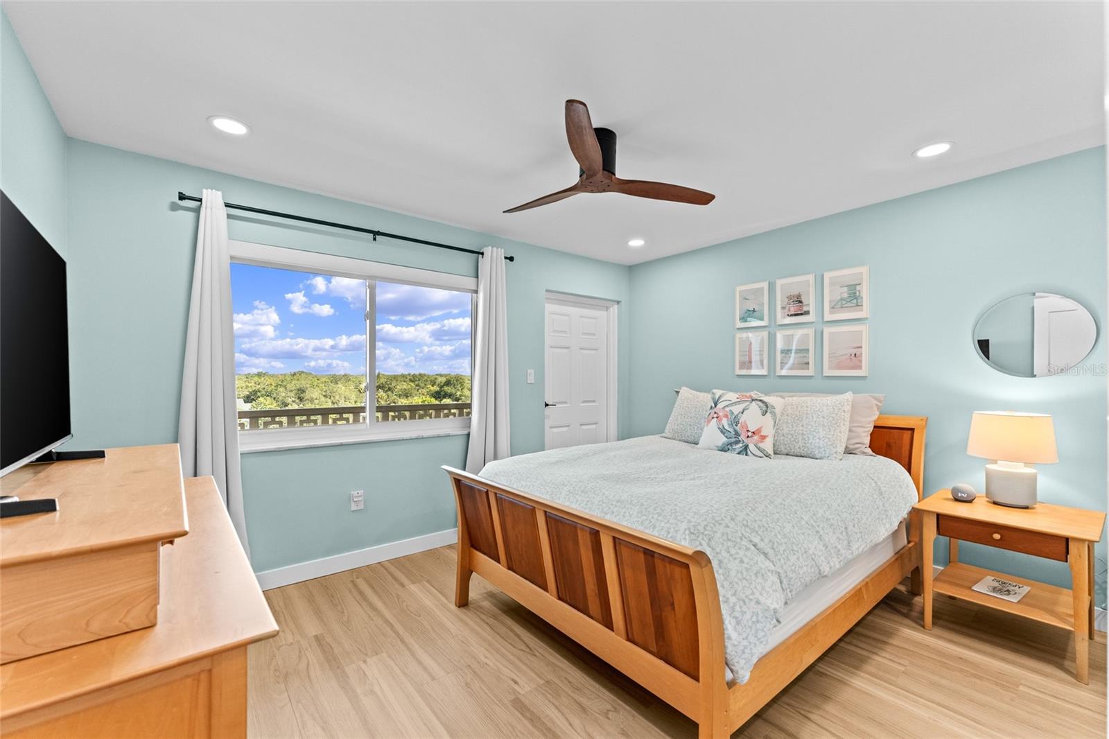 622 EDGEWATER DR #721 — photo 42