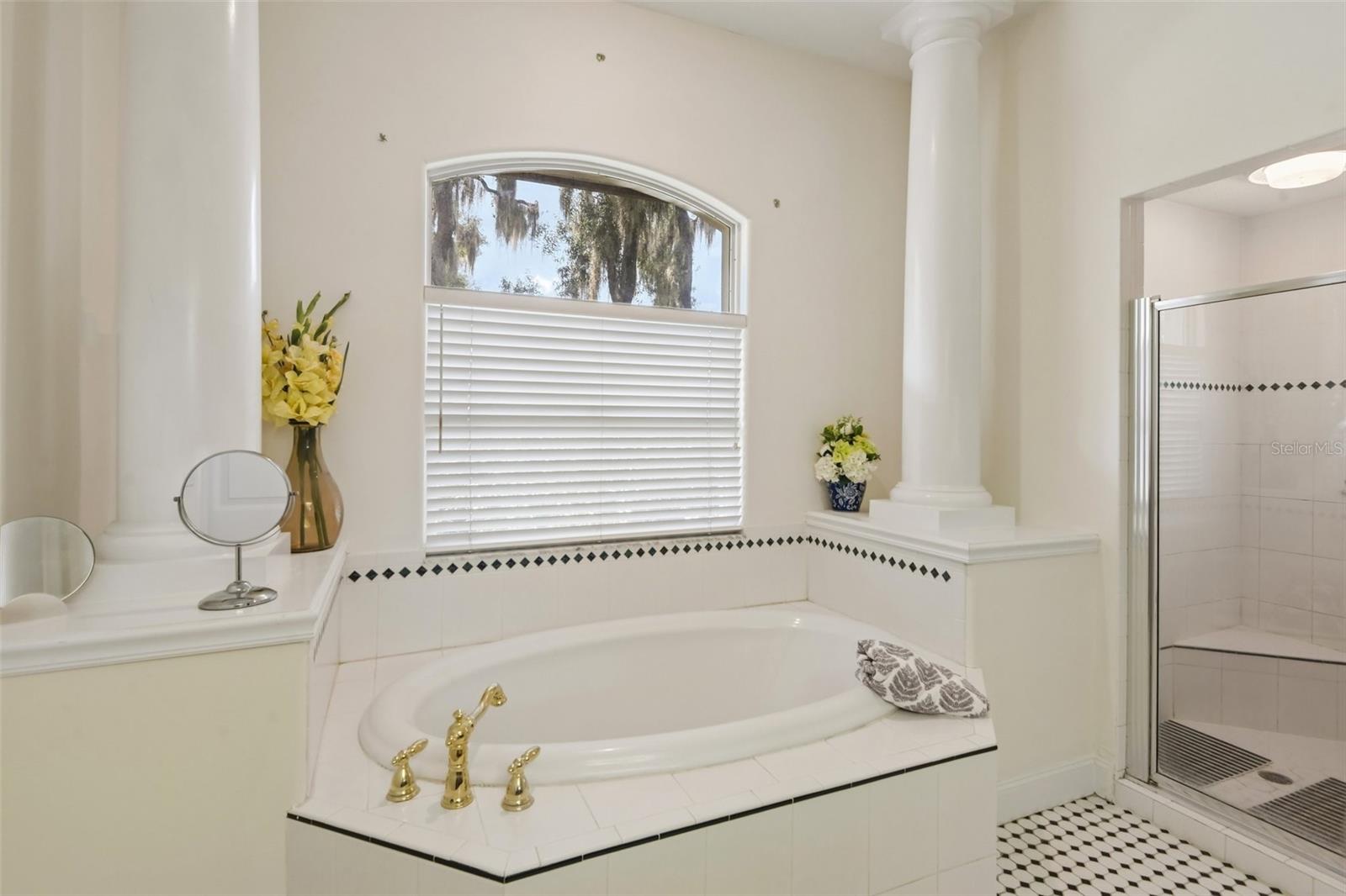 3503 OAK CLUB CT — photo 29