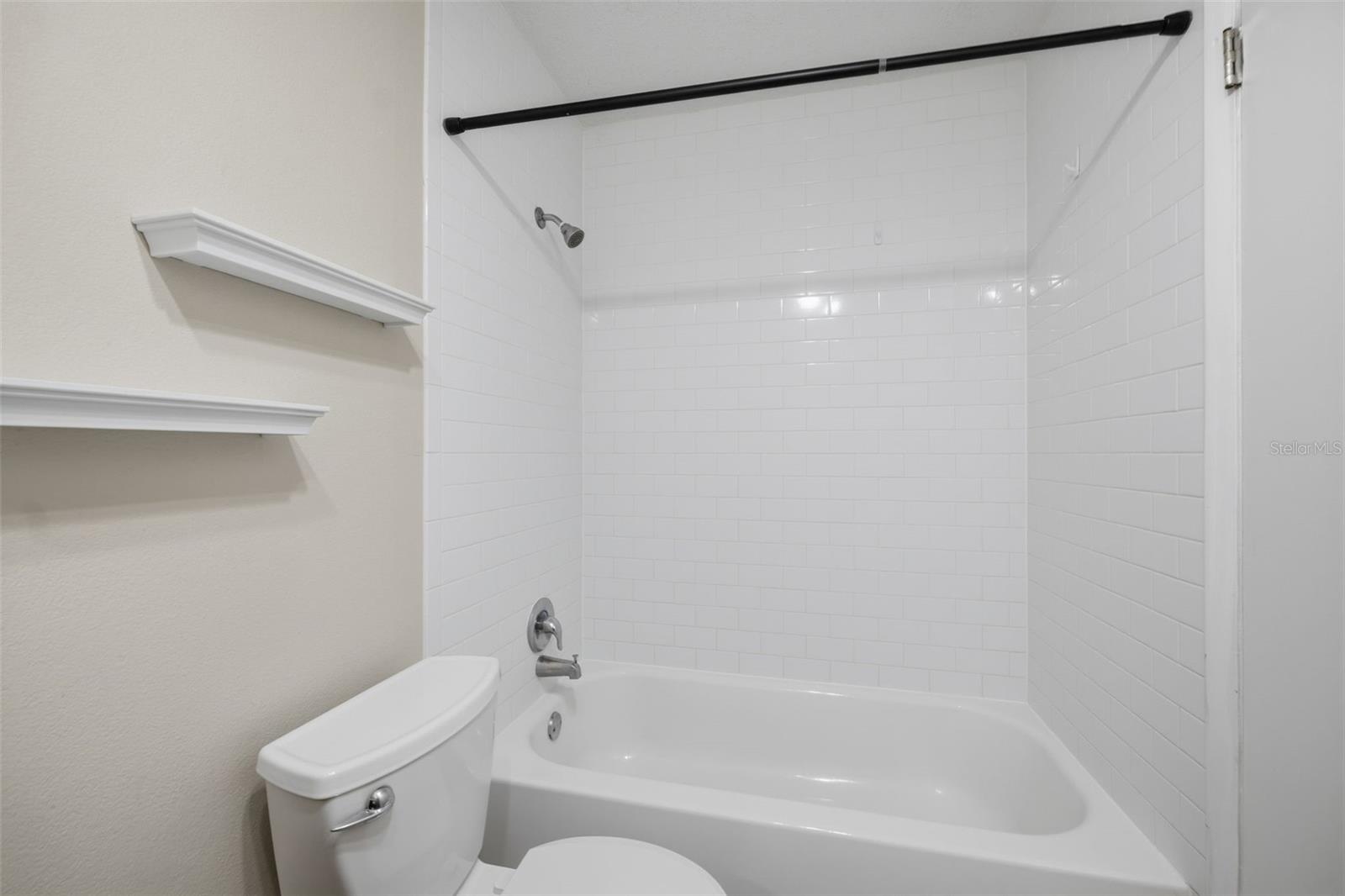 3300 FOX CHASE CIR N #224 — photo 15