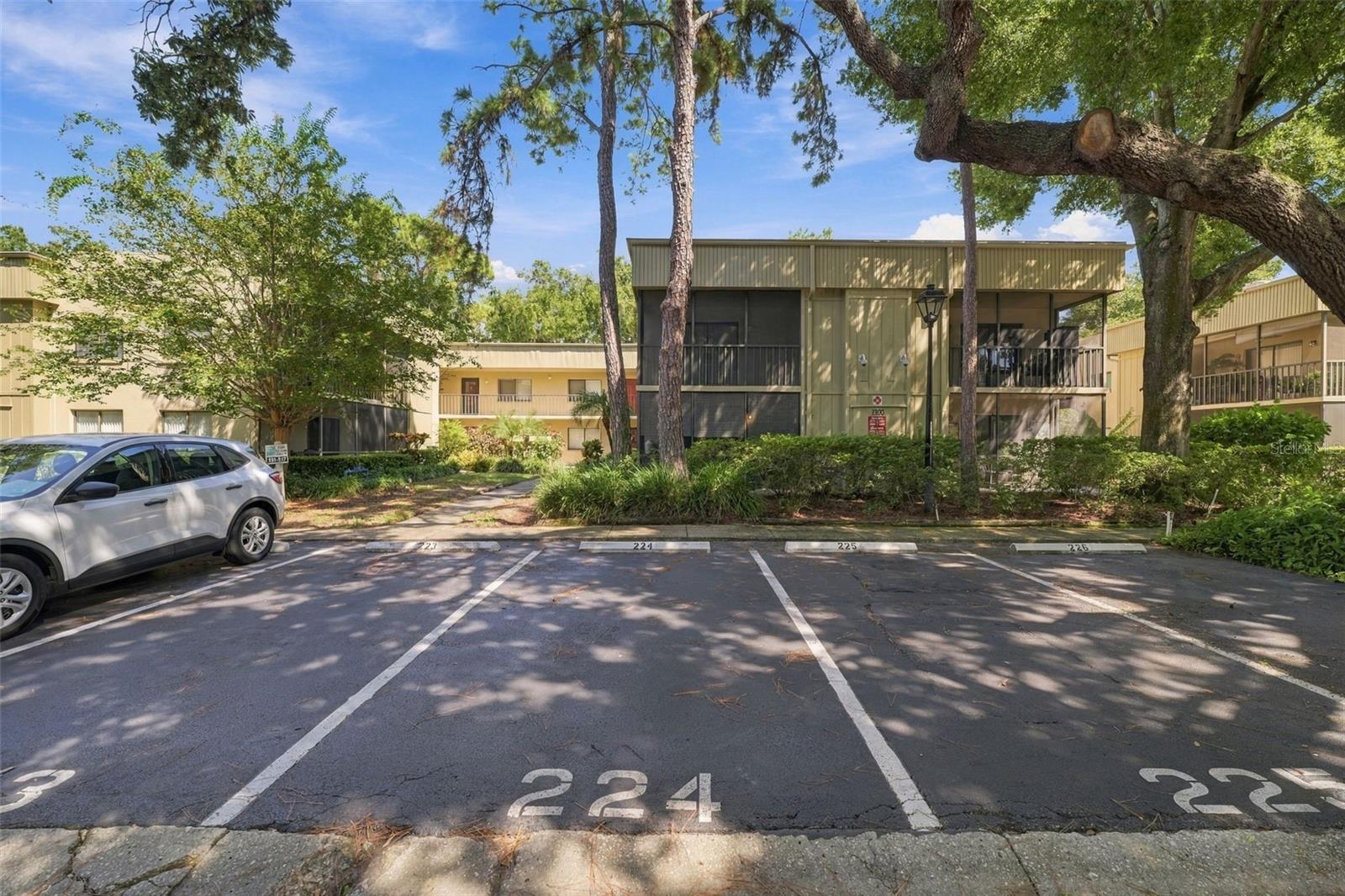 3300 FOX CHASE CIR N #224 — photo 31