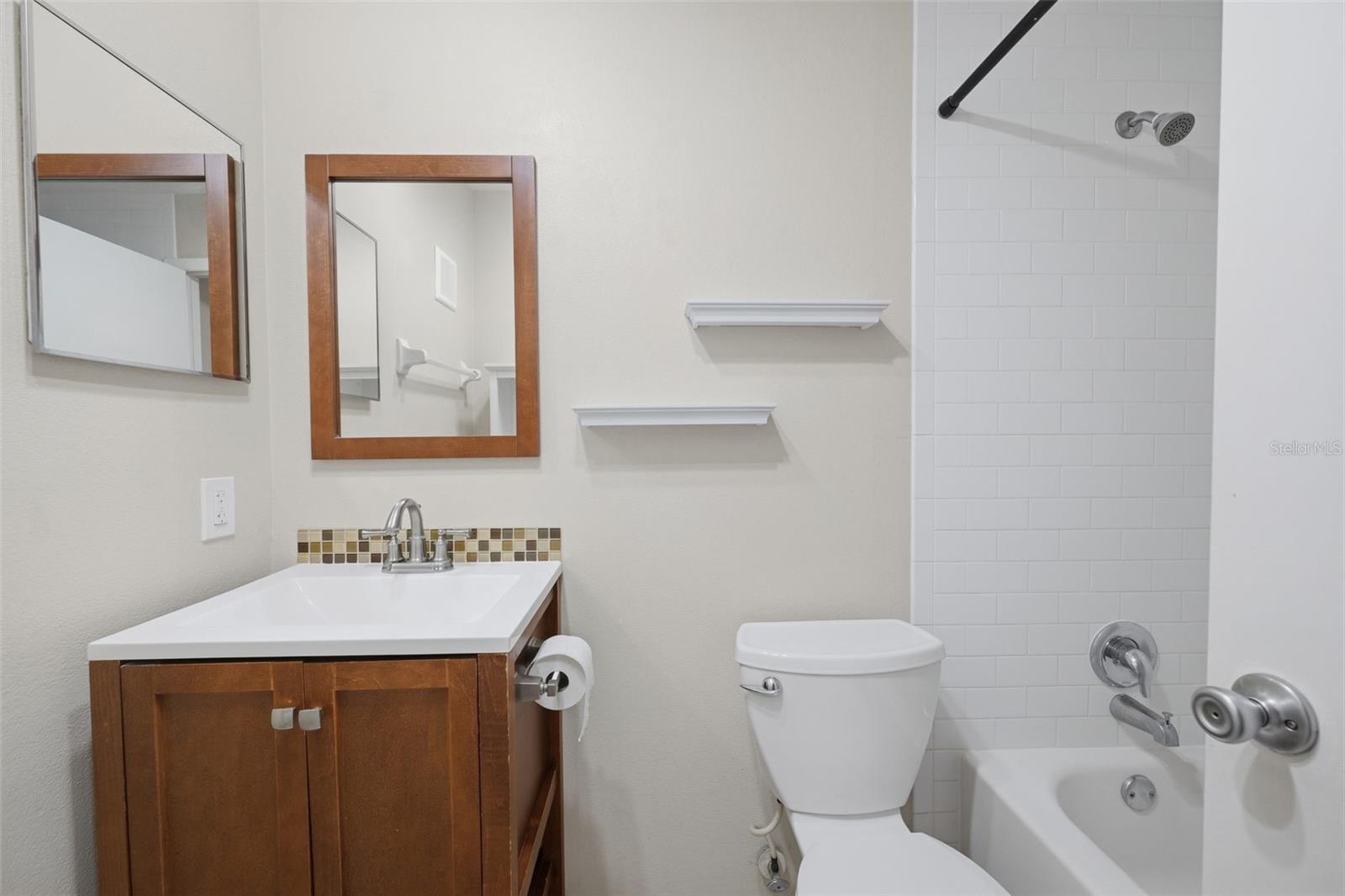 3300 FOX CHASE CIR N #224 — photo 13
