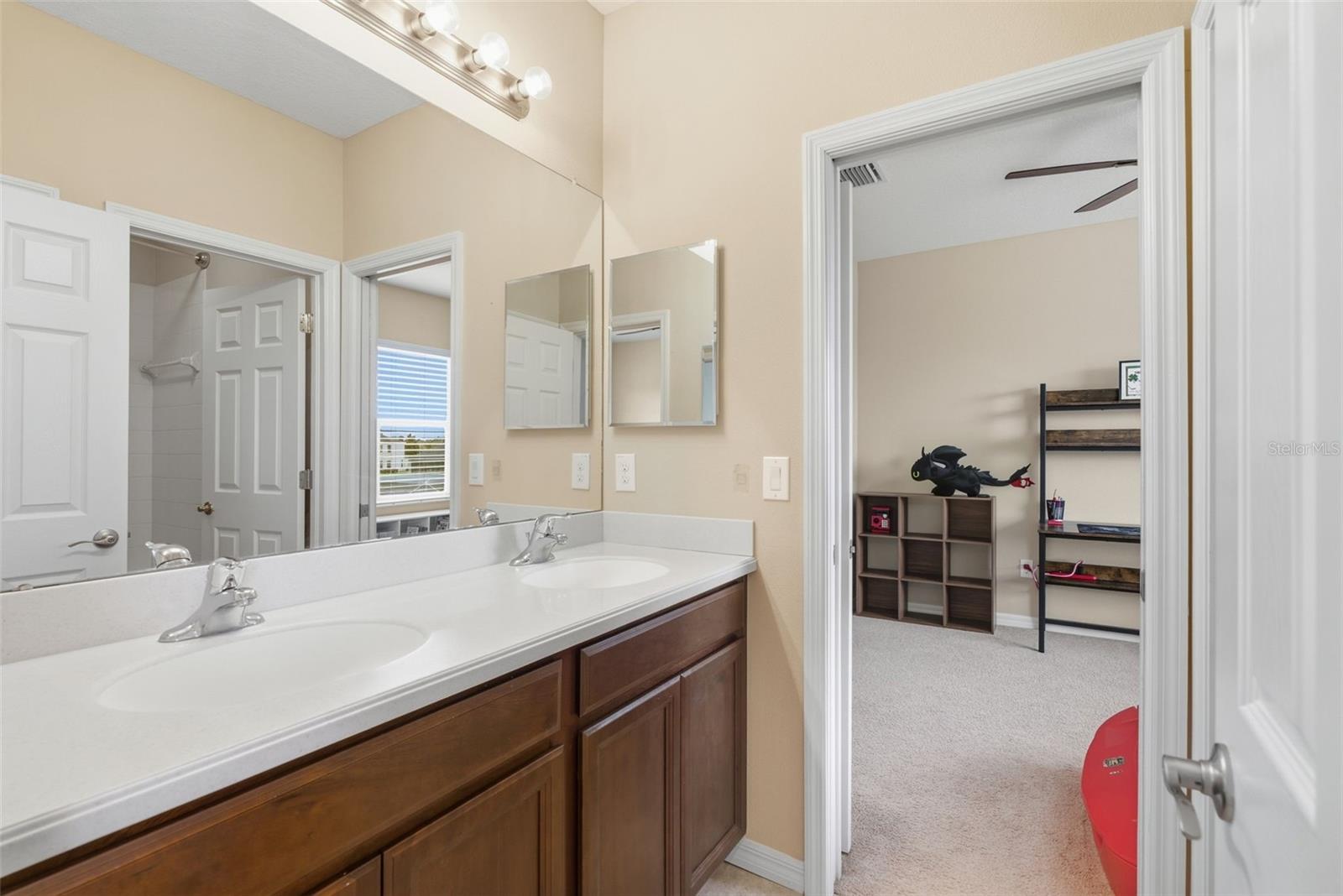 17515 BRIGHT WHEAT DR — photo 37