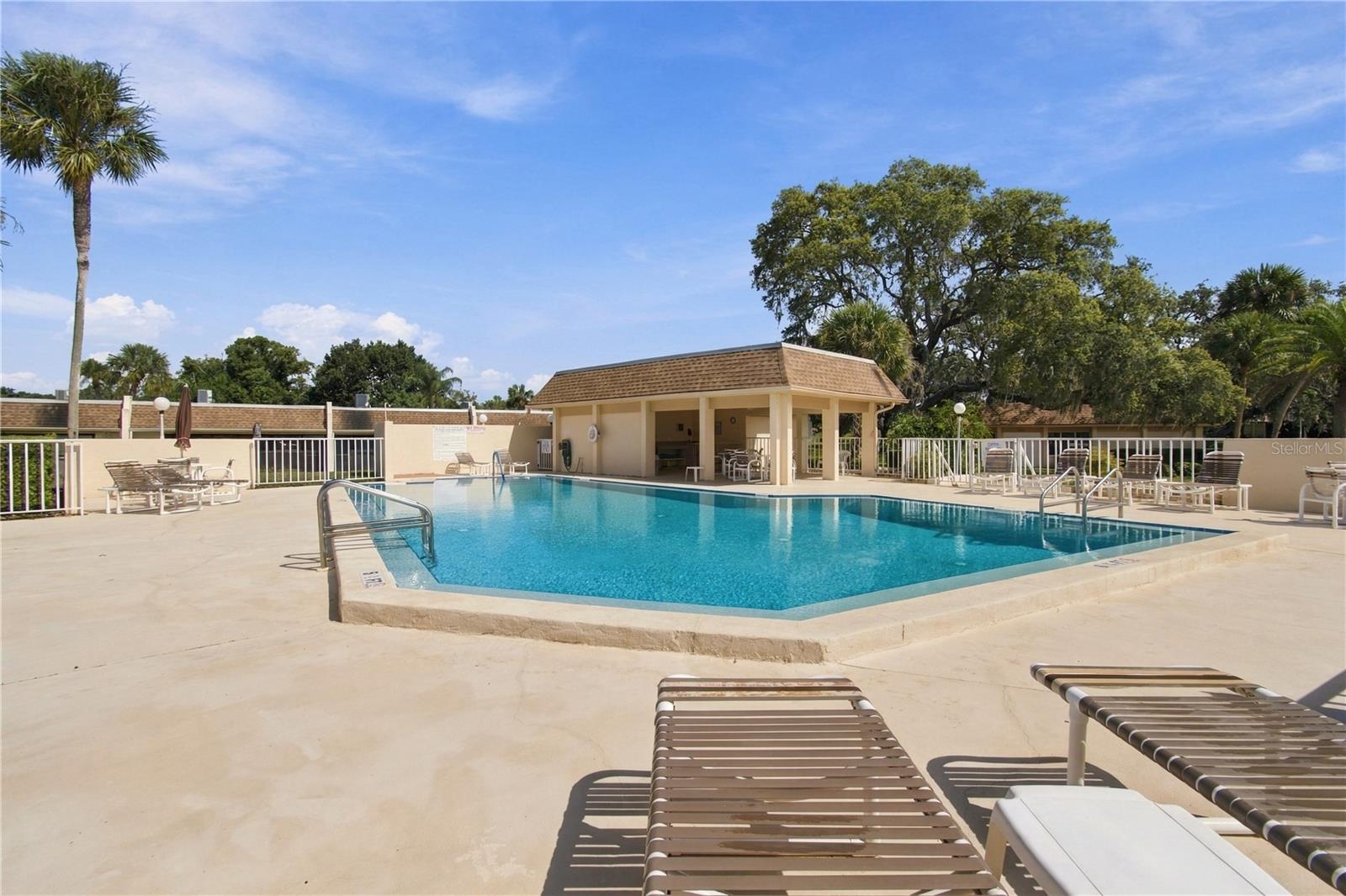 8220 SEVEN OAKS CT #5 — photo 35