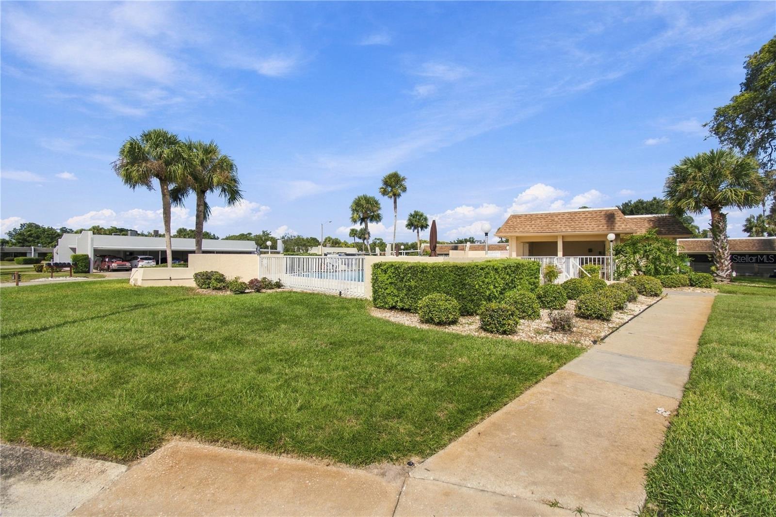 8220 SEVEN OAKS CT #5 — photo 38