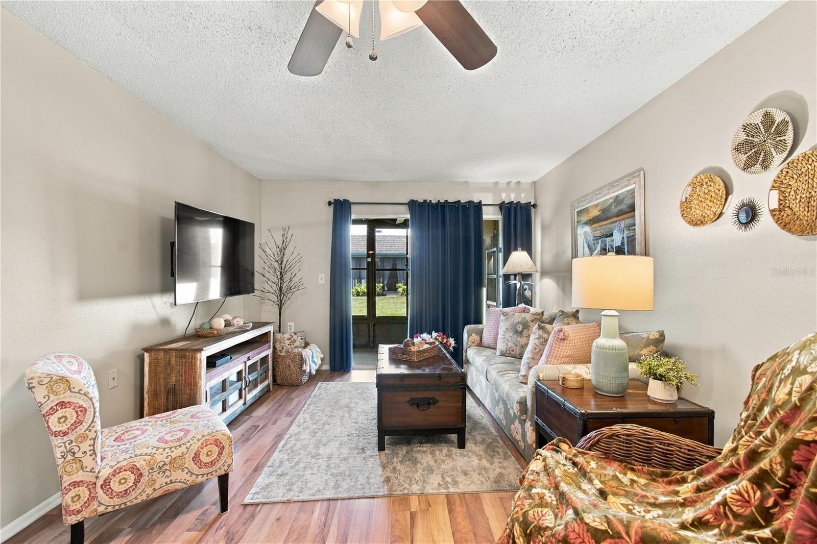 8220 SEVEN OAKS CT #5 — photo 21