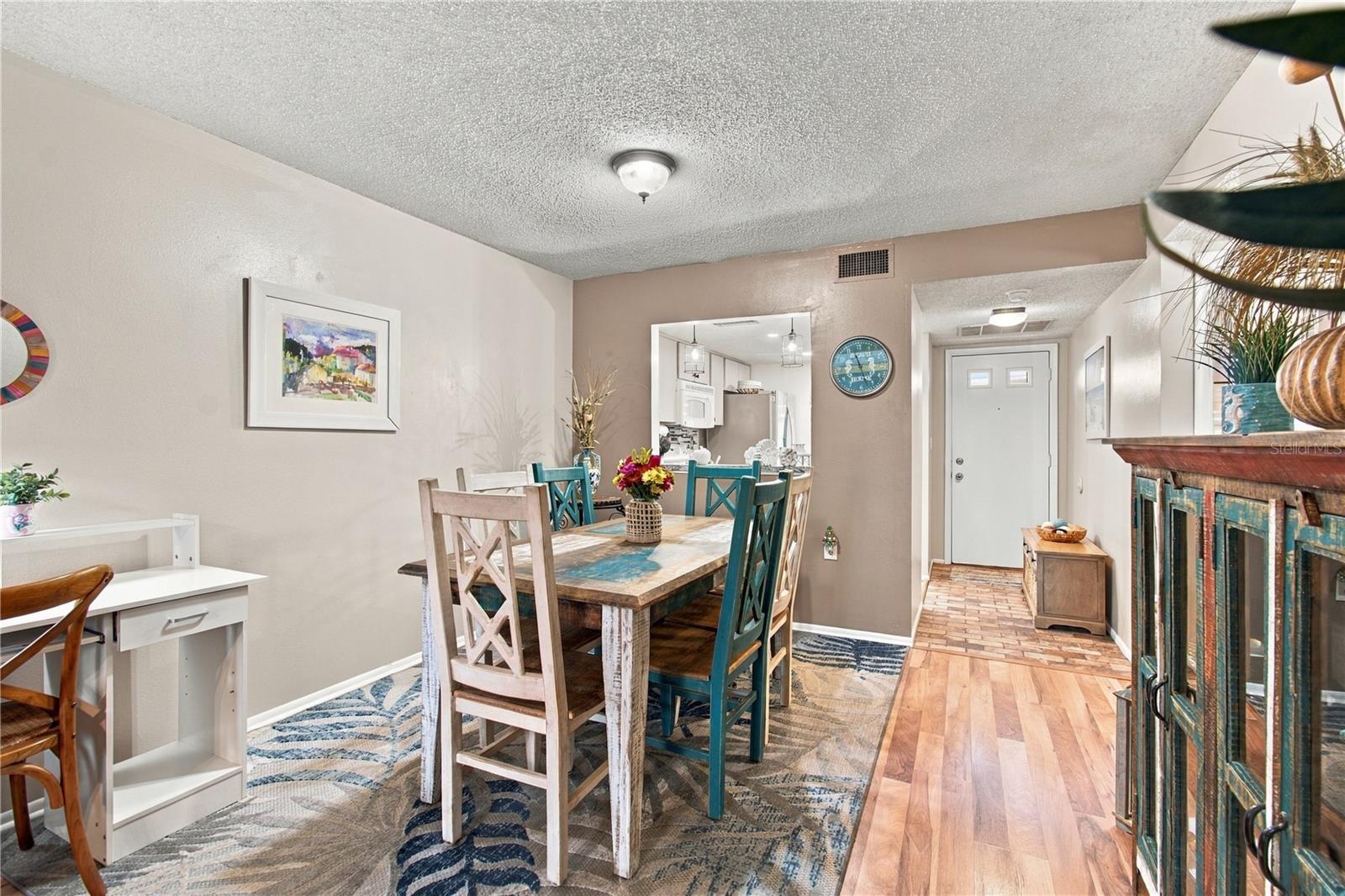 8220 SEVEN OAKS CT #5 — photo 18