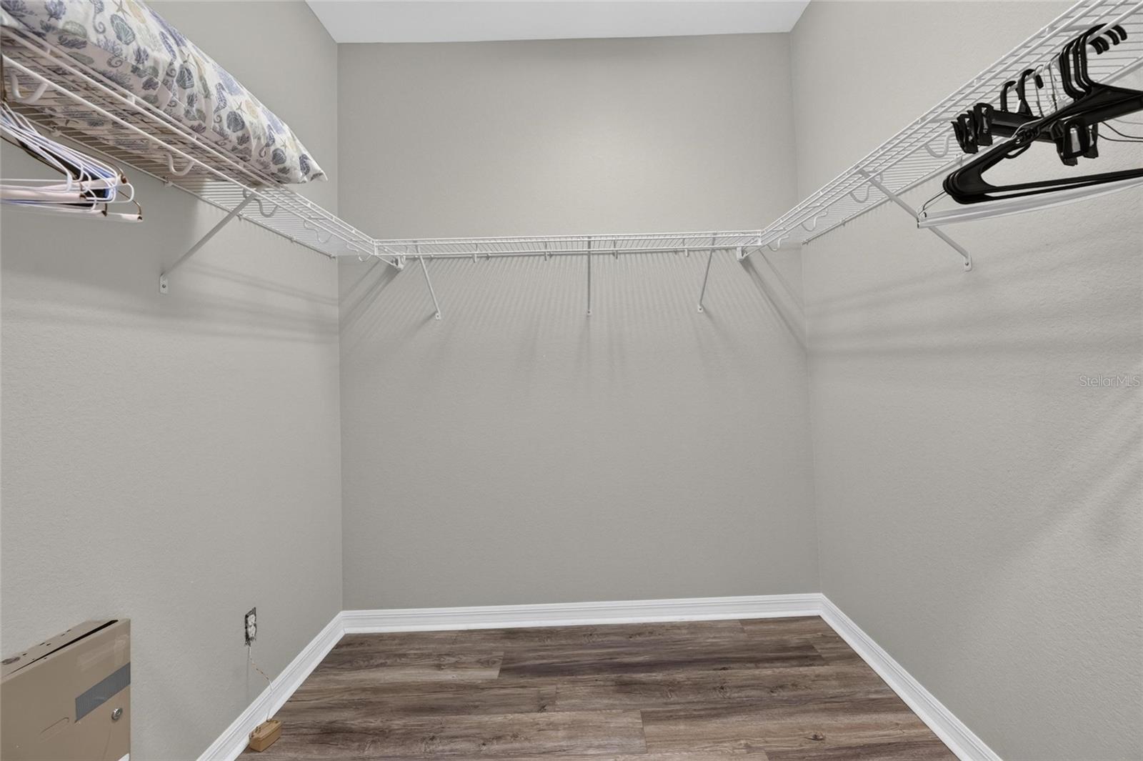 5804 HIDDEN FALLS LN — photo 37