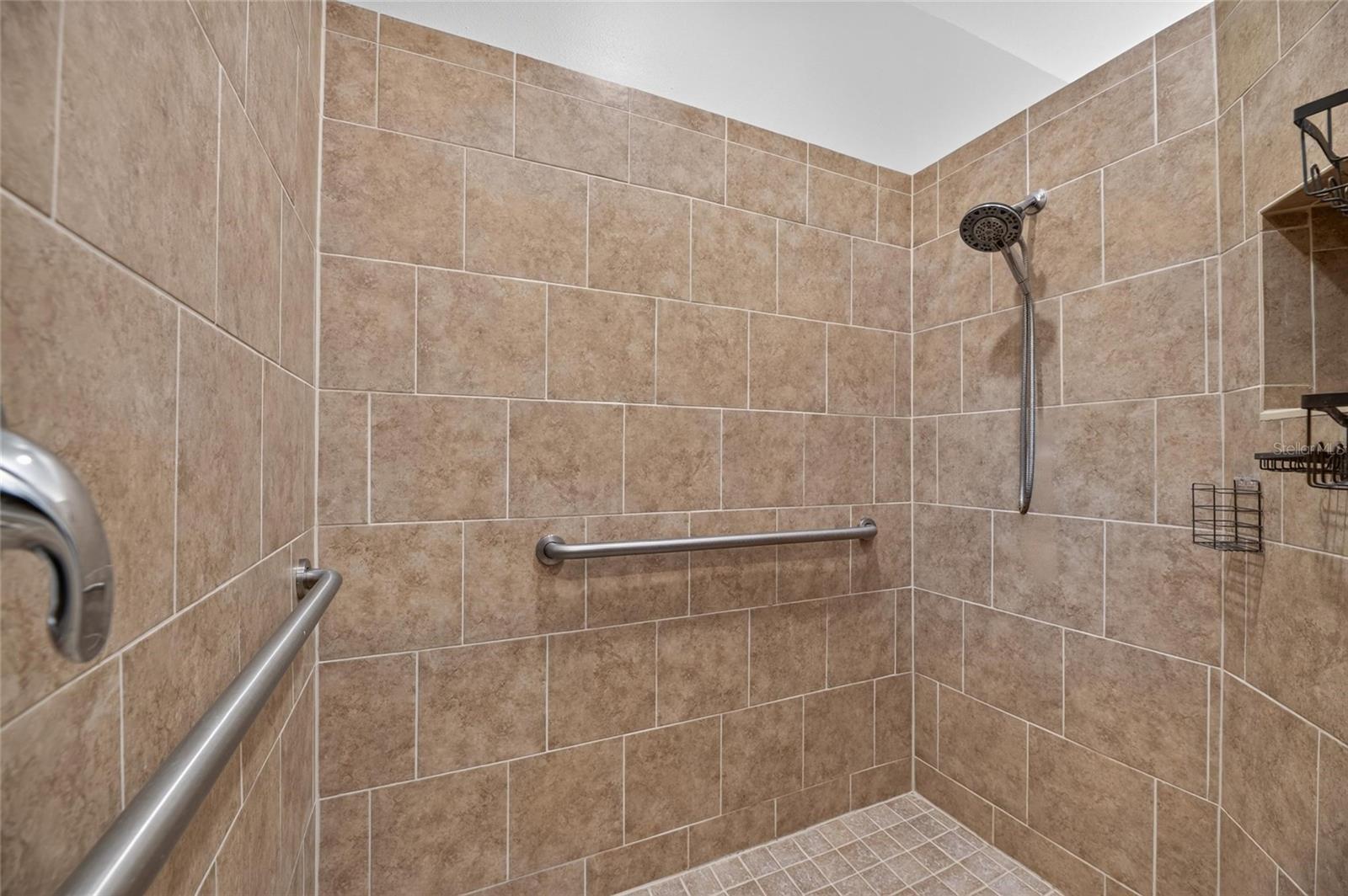 5804 HIDDEN FALLS LN — photo 40