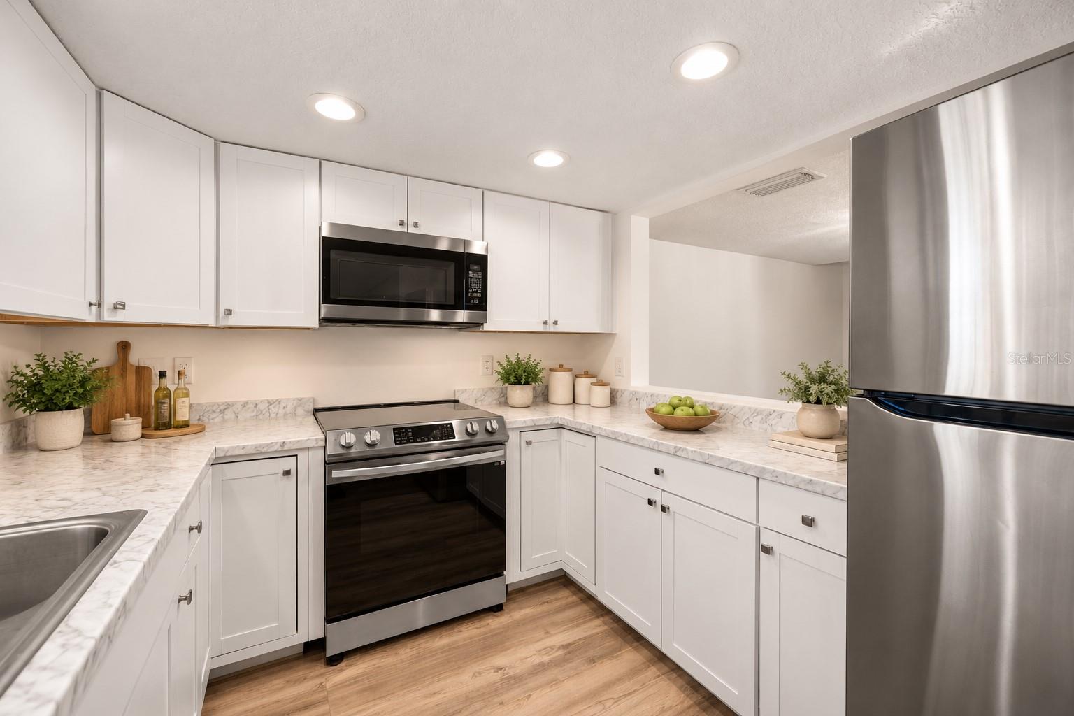 152 DOUGLAS RD W #A — photo 5