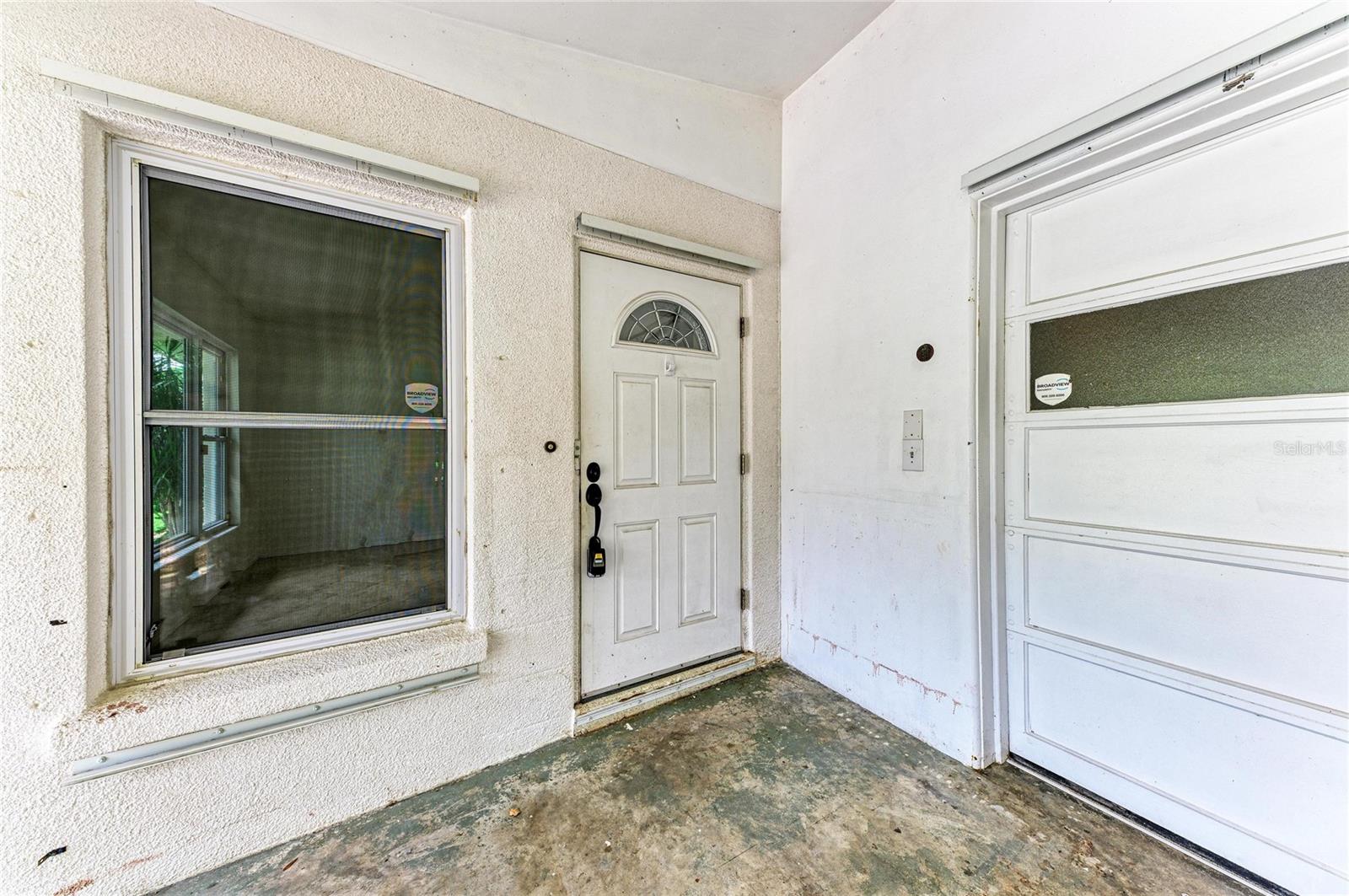 319 20TH ST E — photo 50