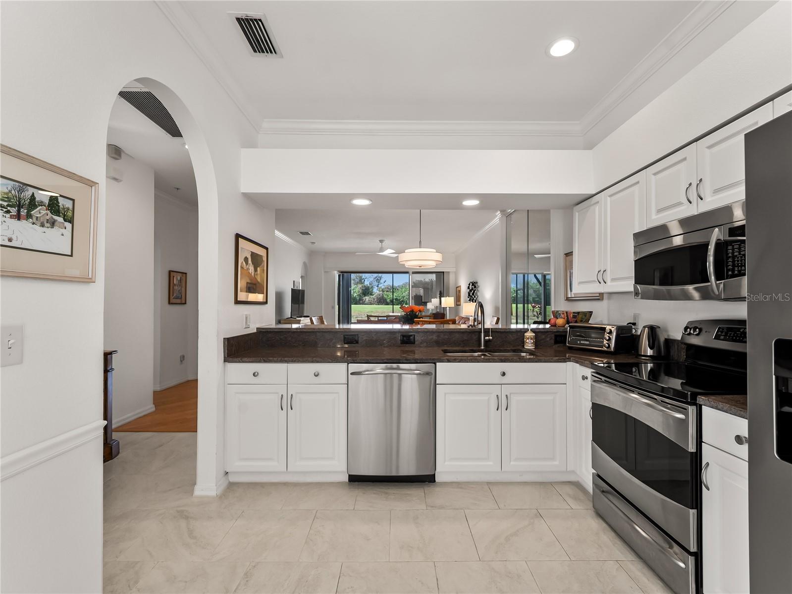 5204 MAHOGANY RUN AVE — photo 6