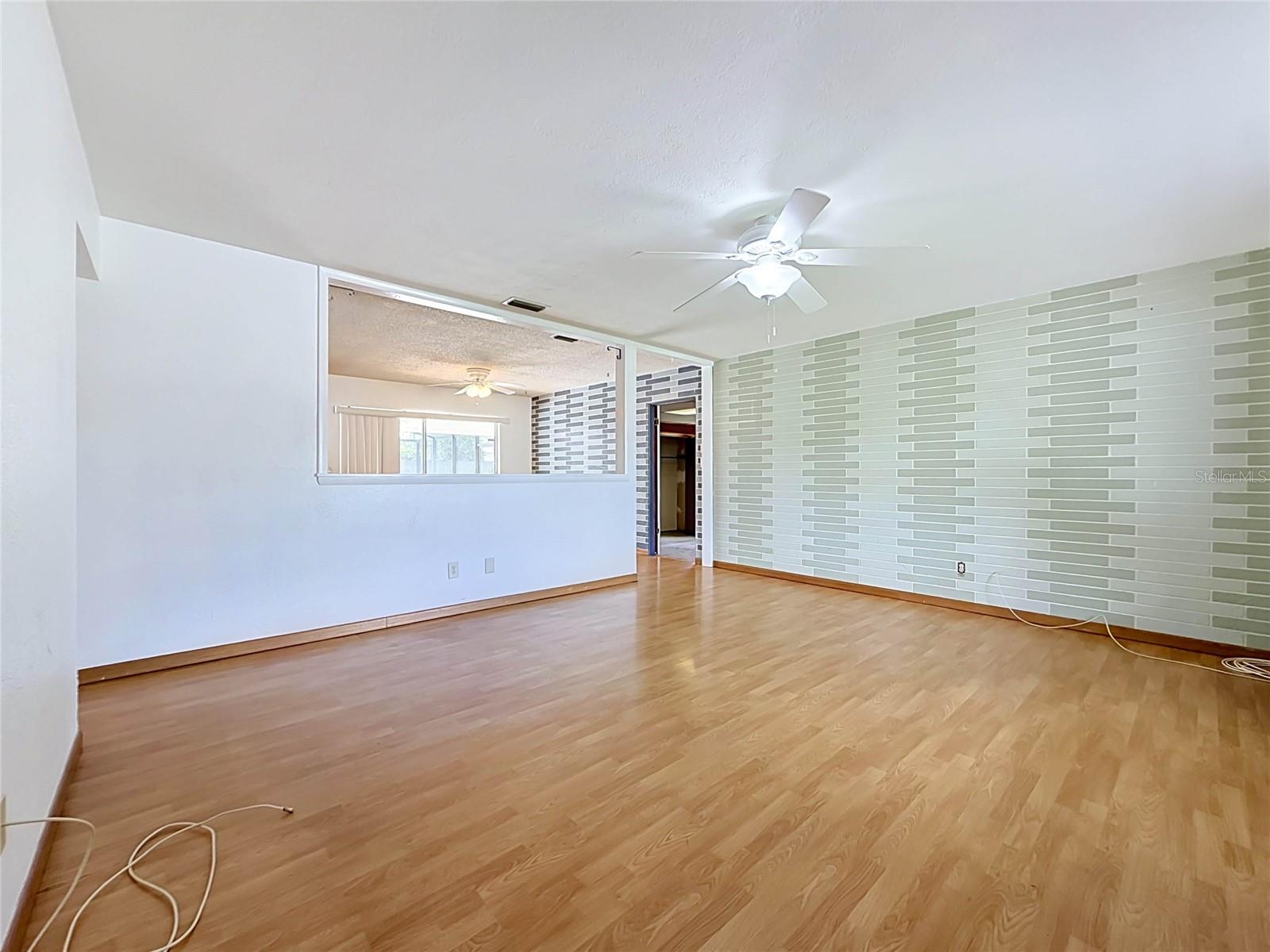 8496 76TH AVE — photo 2