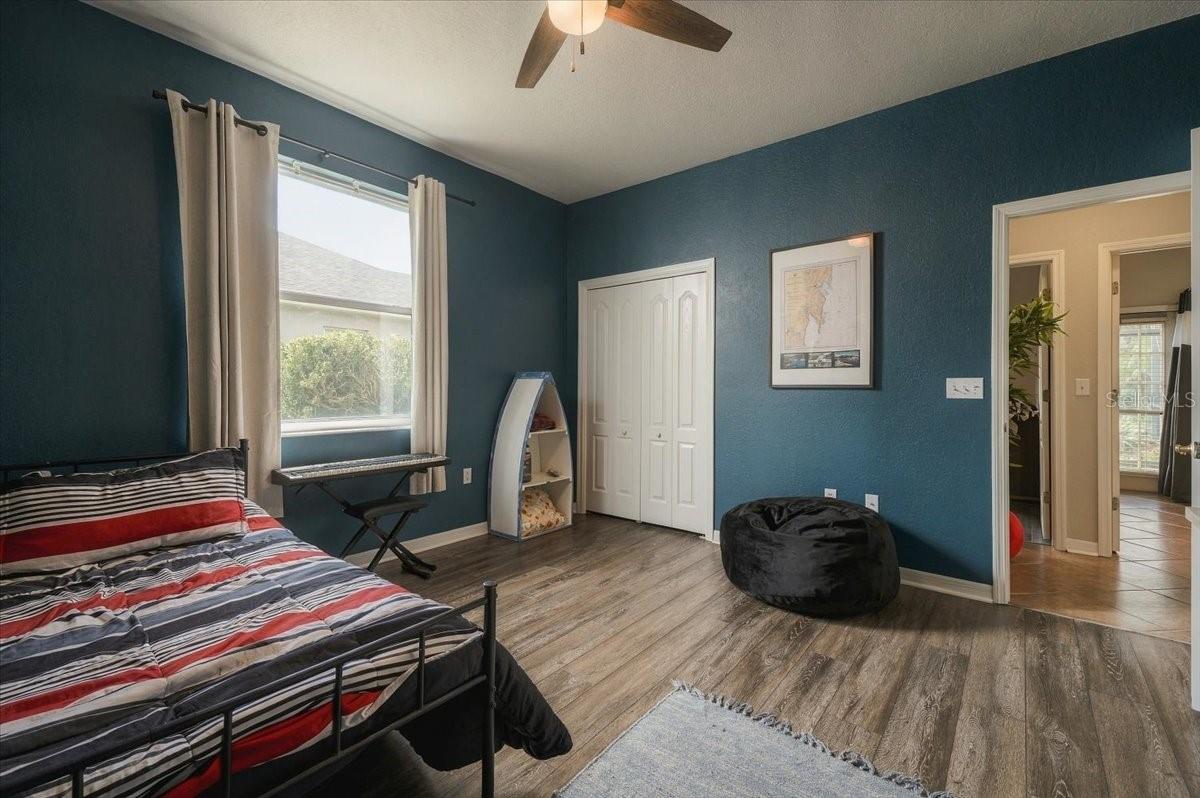 2929 FOREST HAMMOCK DR — photo 32