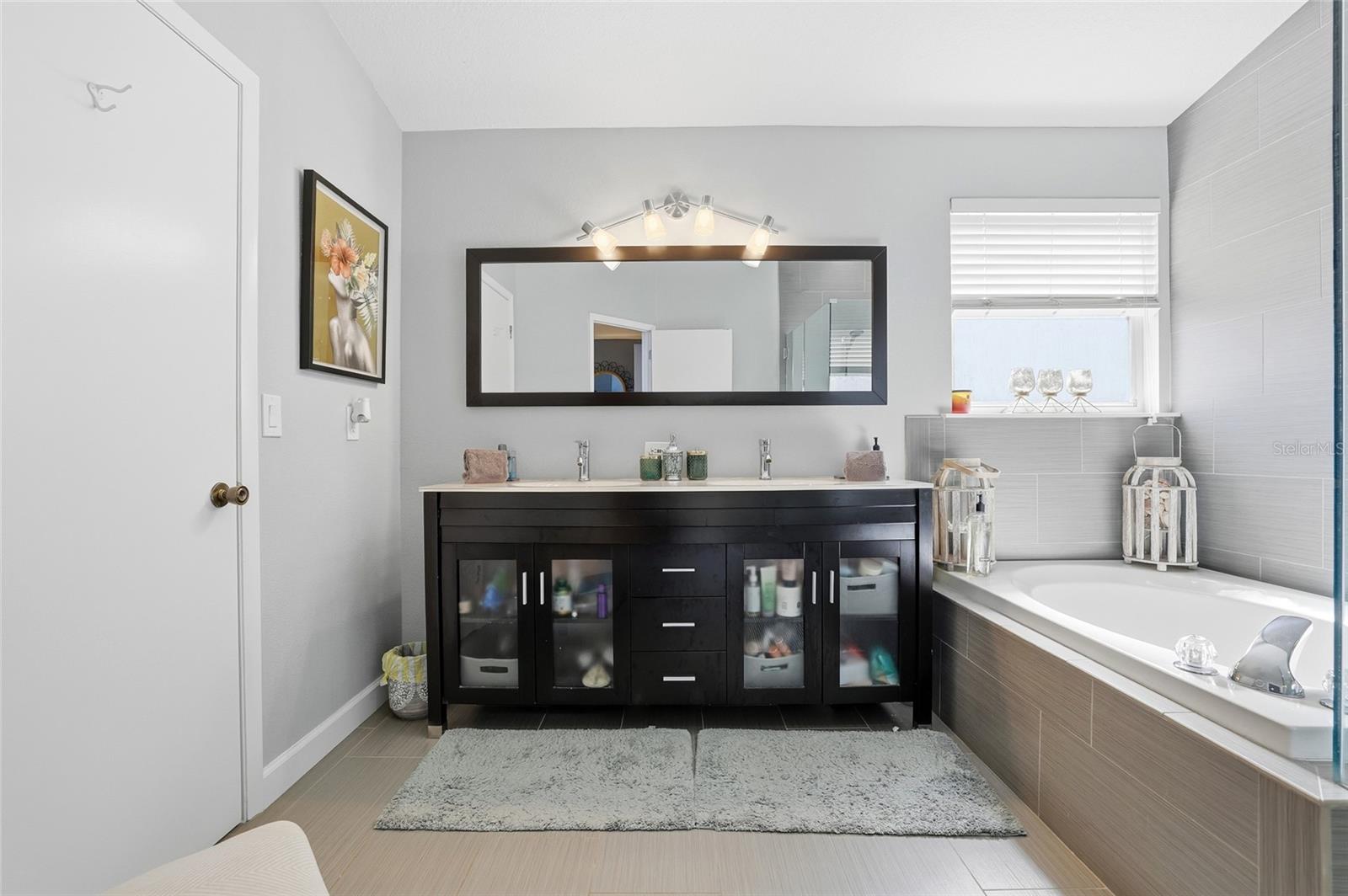 11235 CLAYRIDGE DR — photo 27