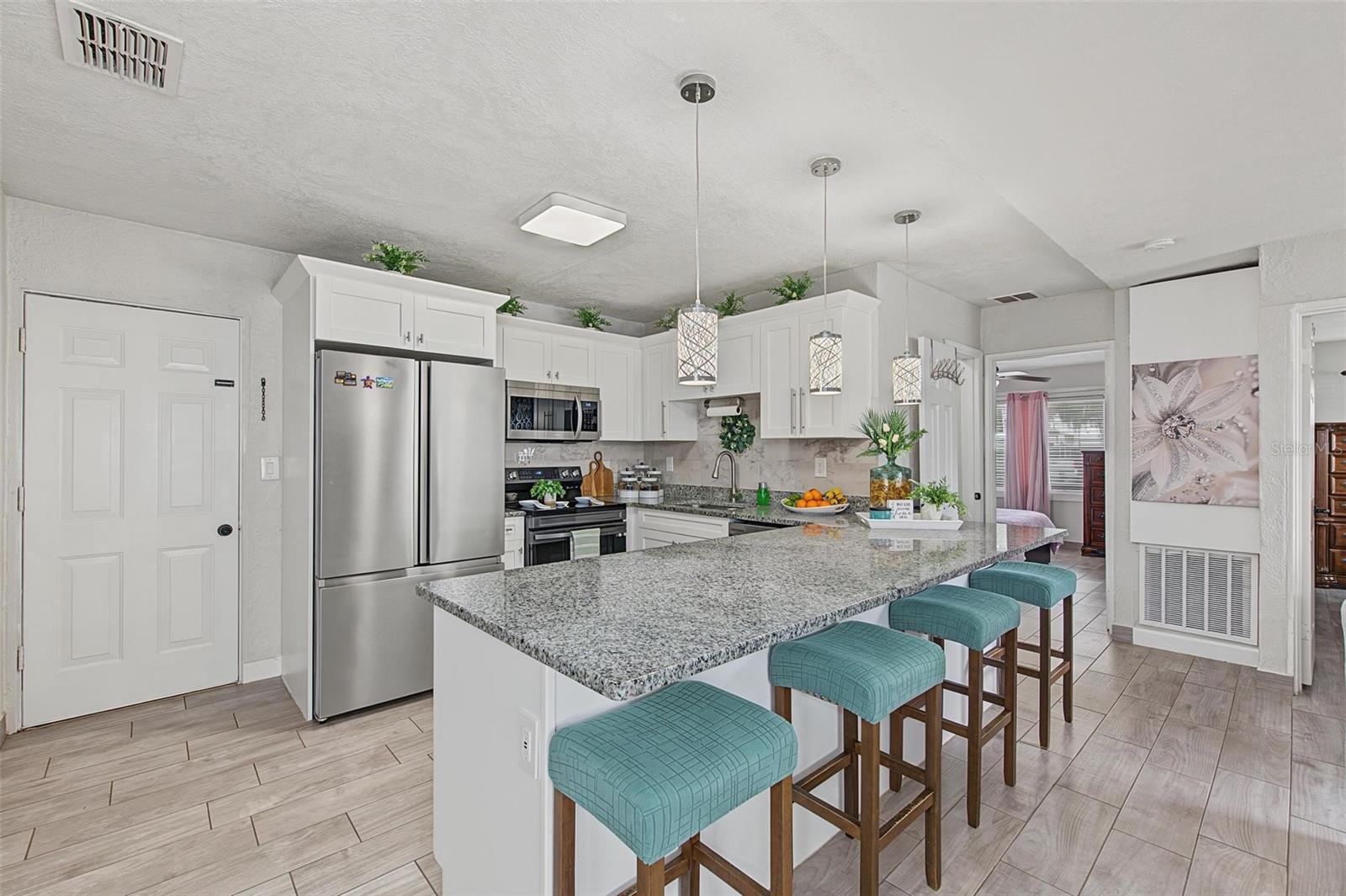 105 N PEARL ST — photo 18