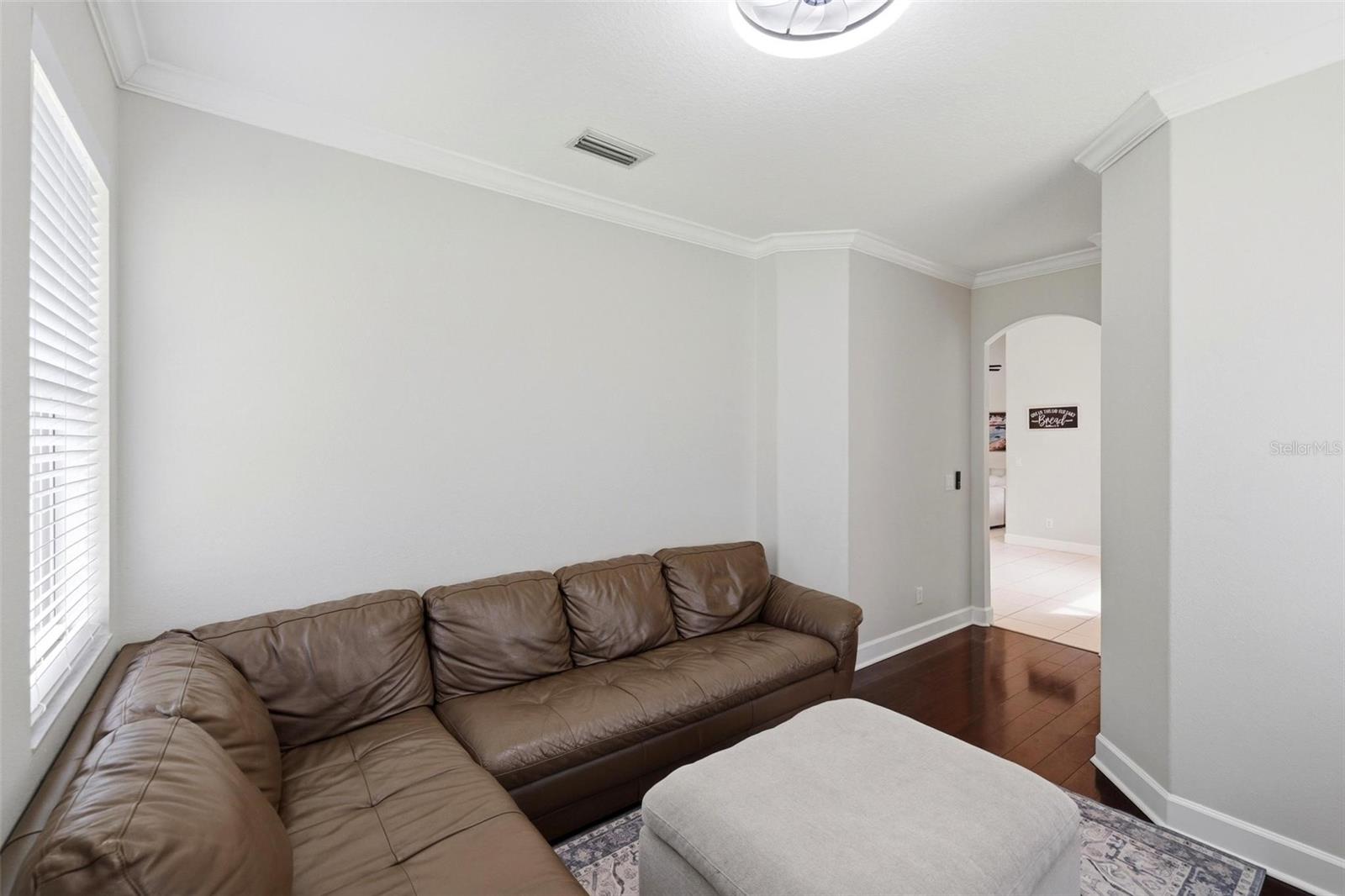 3769 GARLENDA AVE — photo 34