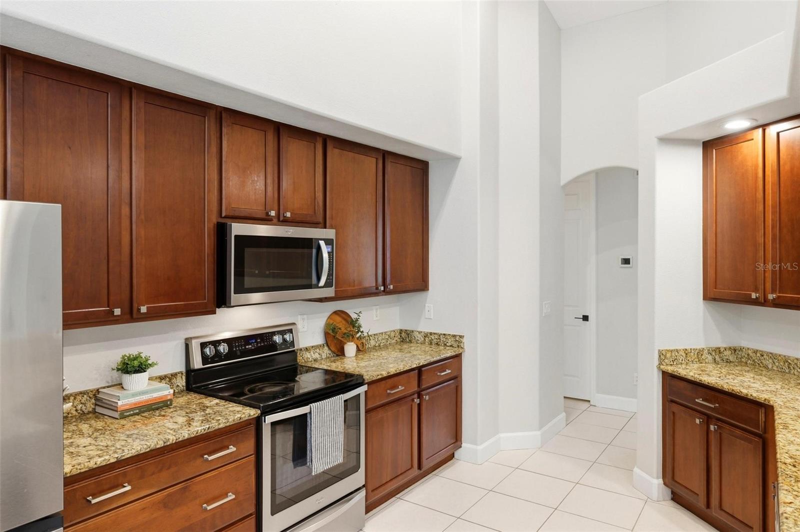 3769 GARLENDA AVE — photo 17