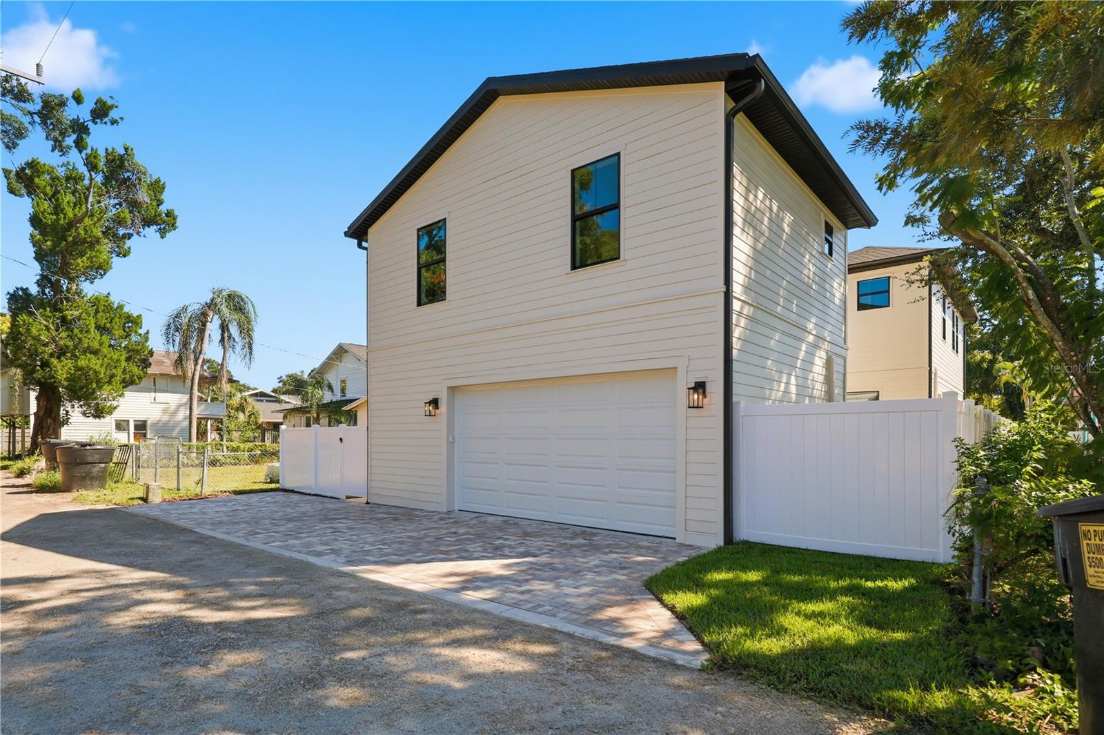 1025 MELROSE AVE S — photo 44