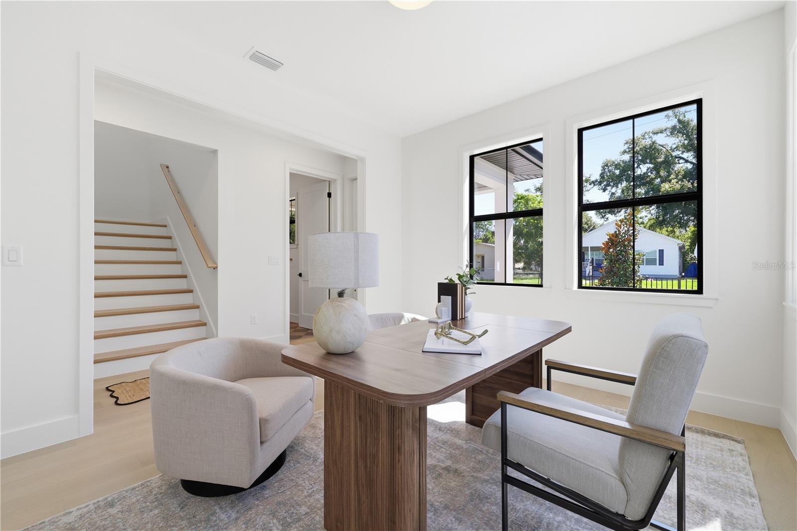 1025 MELROSE AVE S — photo 9