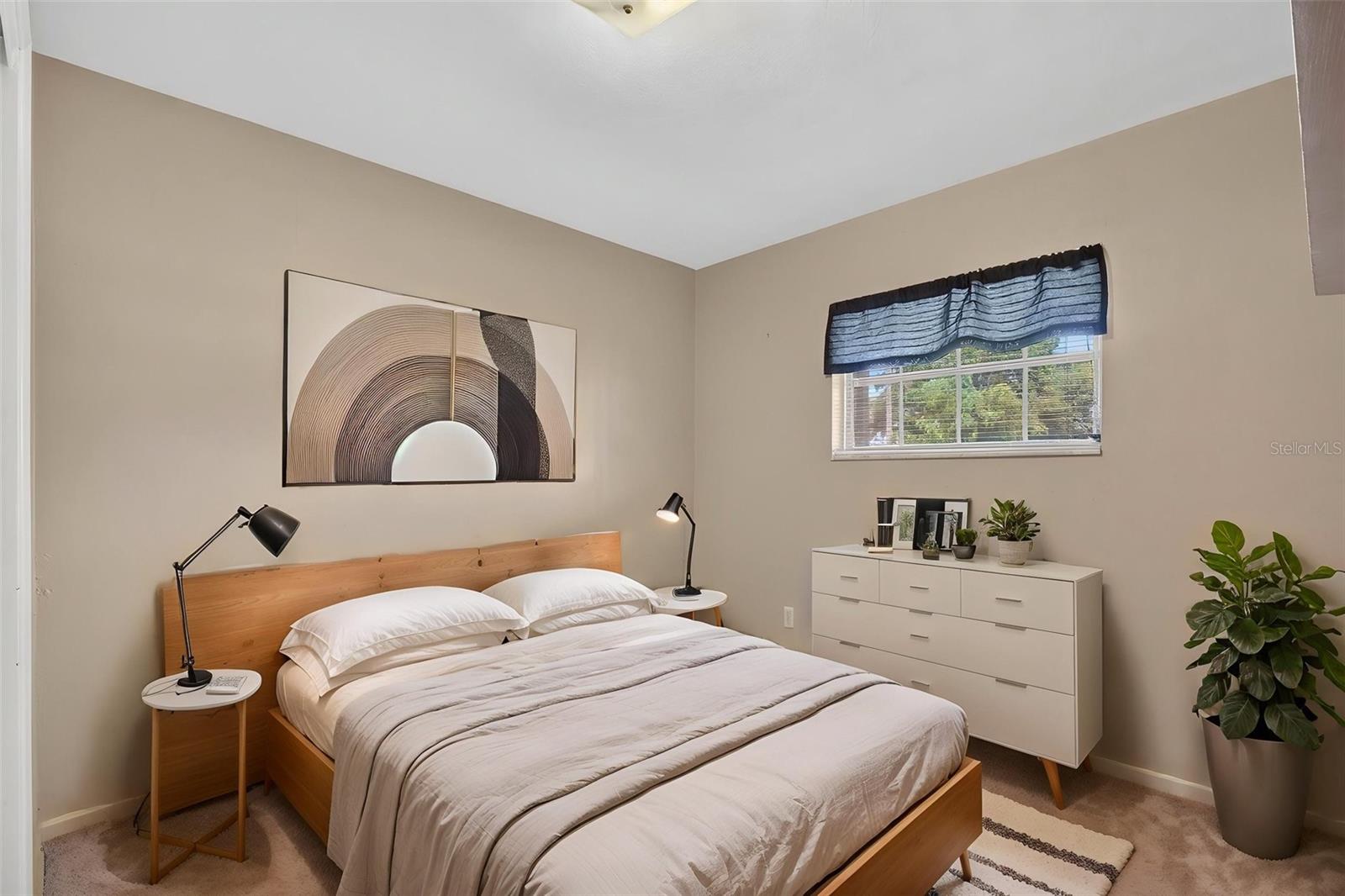 3312 W BURKE ST — photo 39