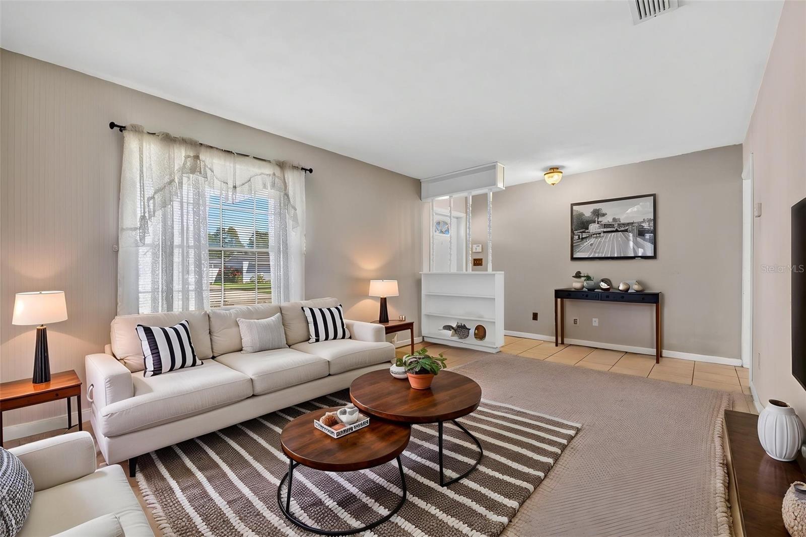 3312 W BURKE ST — photo 11