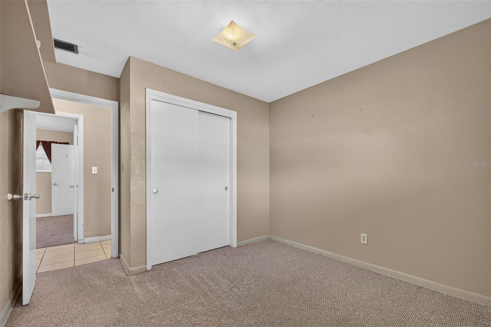 3312 W BURKE ST — photo 42