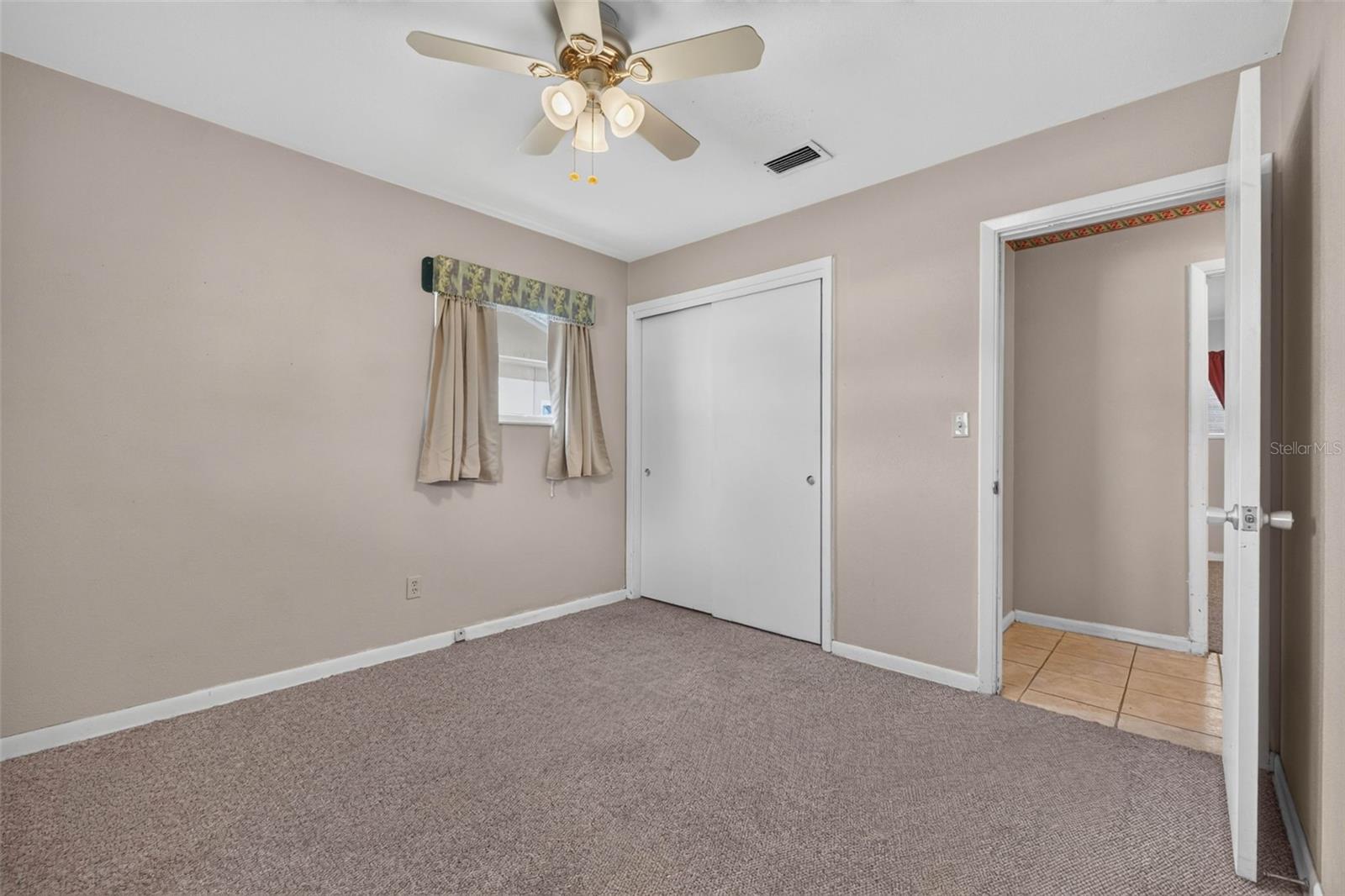 3312 W BURKE ST — photo 36