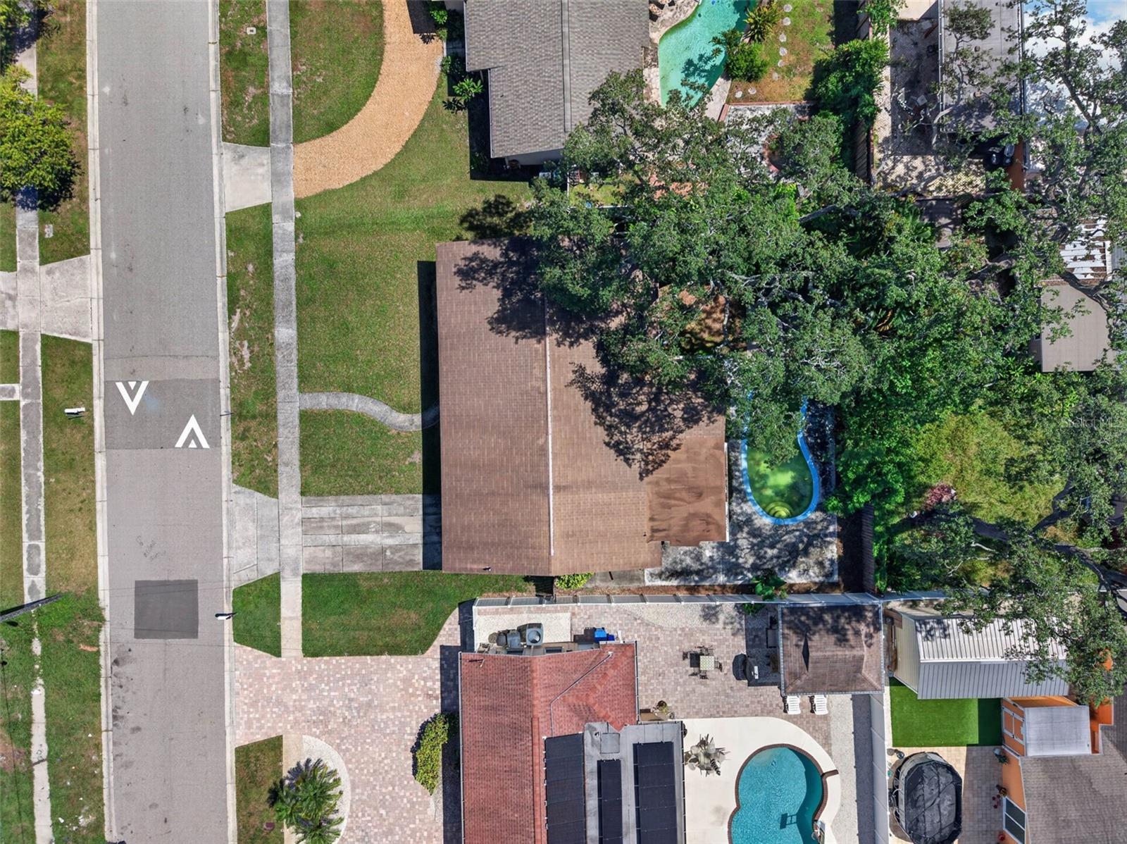 3312 W BURKE ST — photo 60