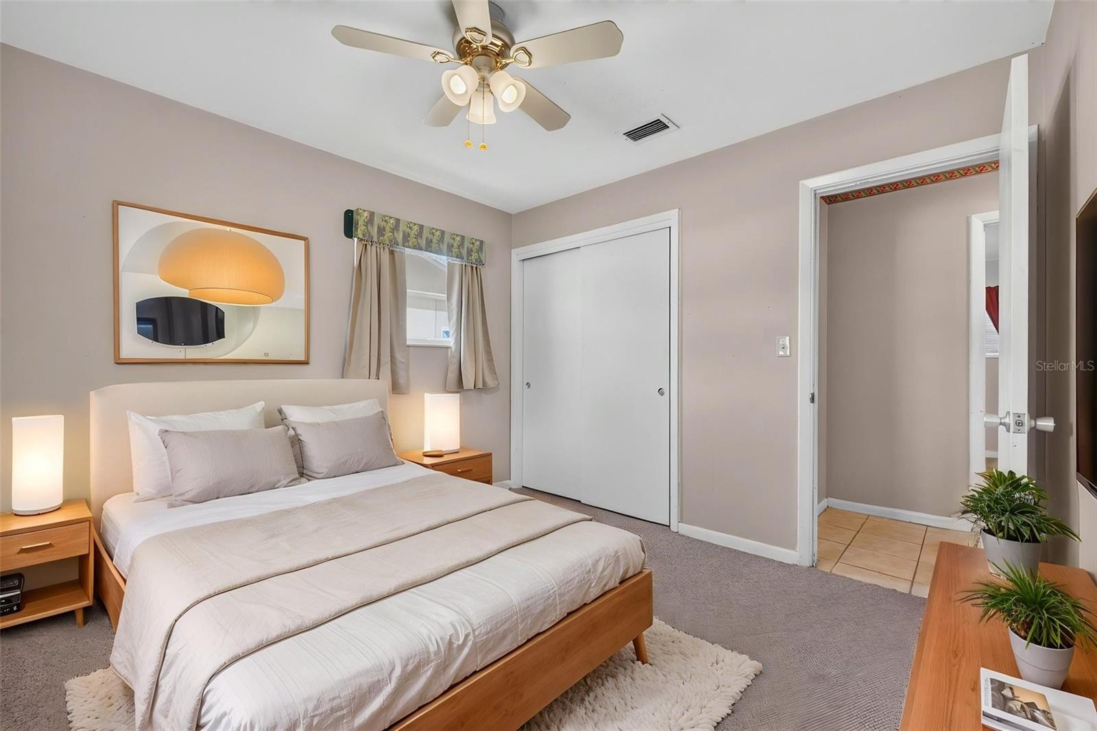 3312 W BURKE ST — photo 37