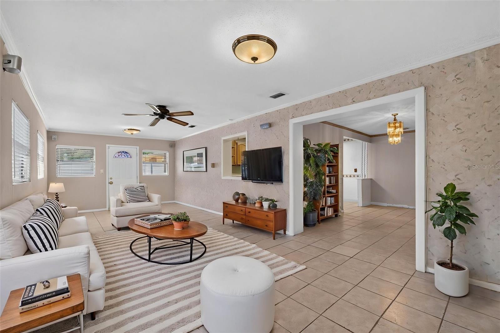 3312 W BURKE ST — photo 29