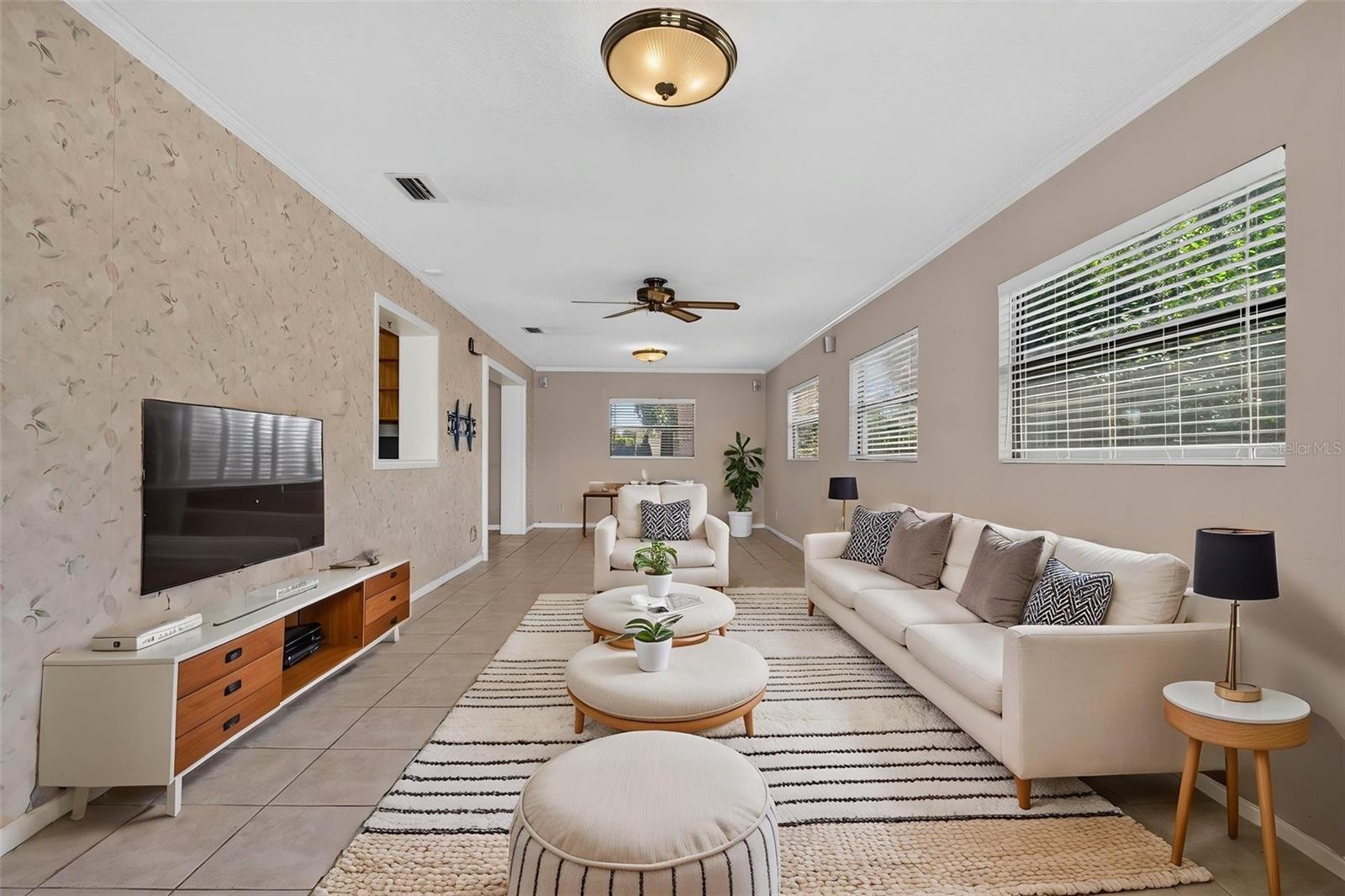 3312 W BURKE ST — photo 33
