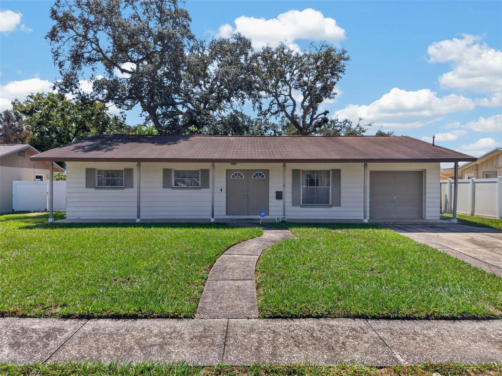 3312 W BURKE ST — photo 58