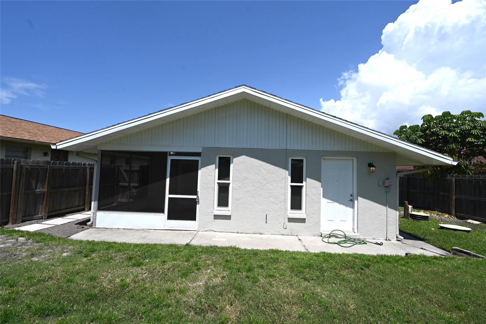 1922 MARCIA ST — photo 2