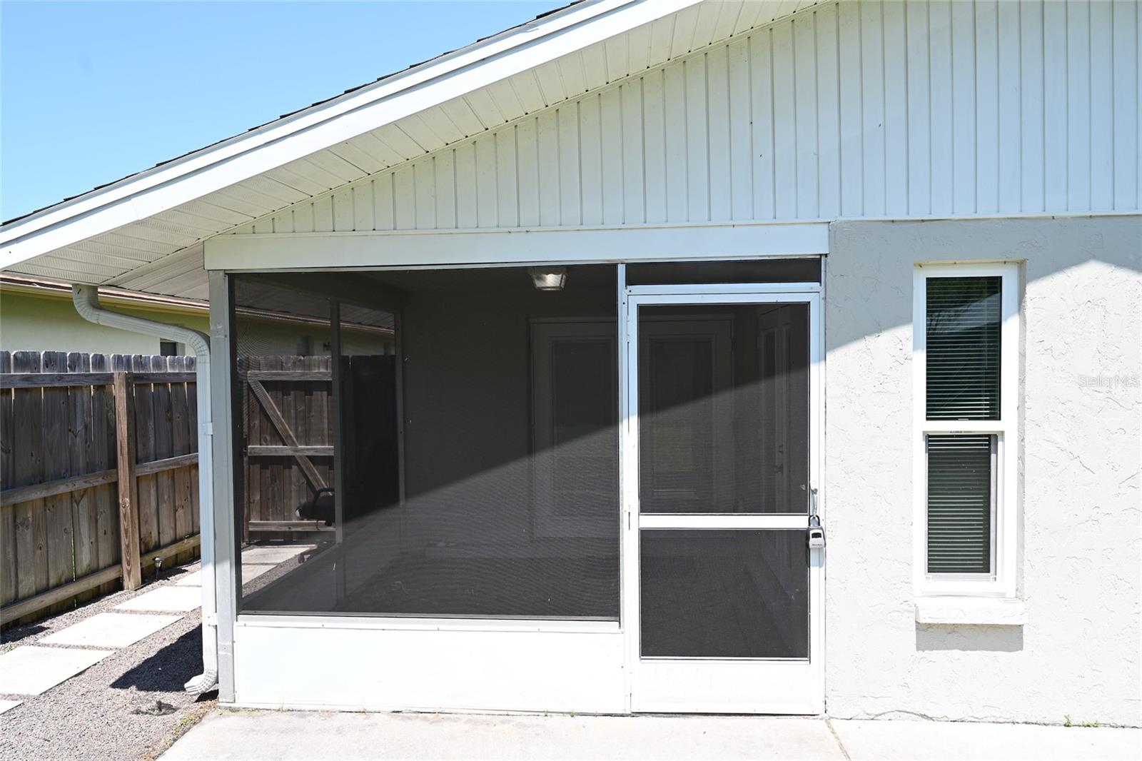 1922 MARCIA ST — photo 22