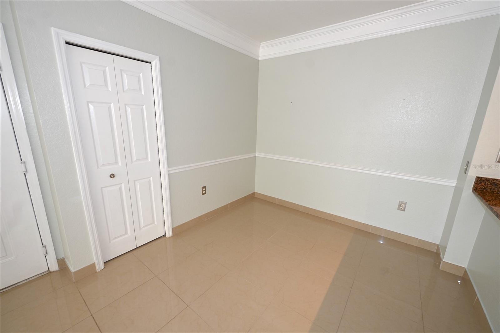 5110 NORTHRIDGE RD #202 — photo 4