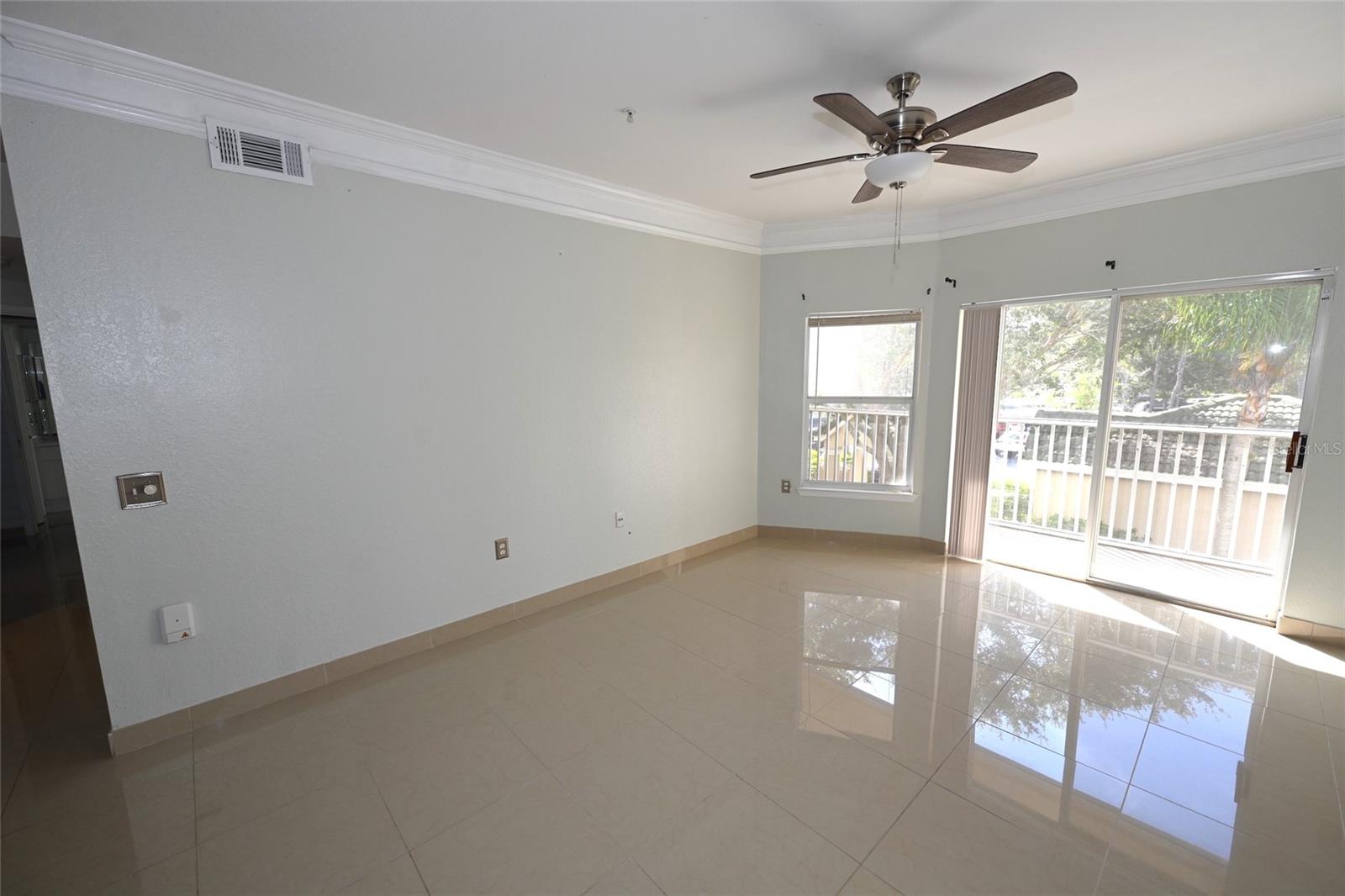 5110 NORTHRIDGE RD #202 — photo 2